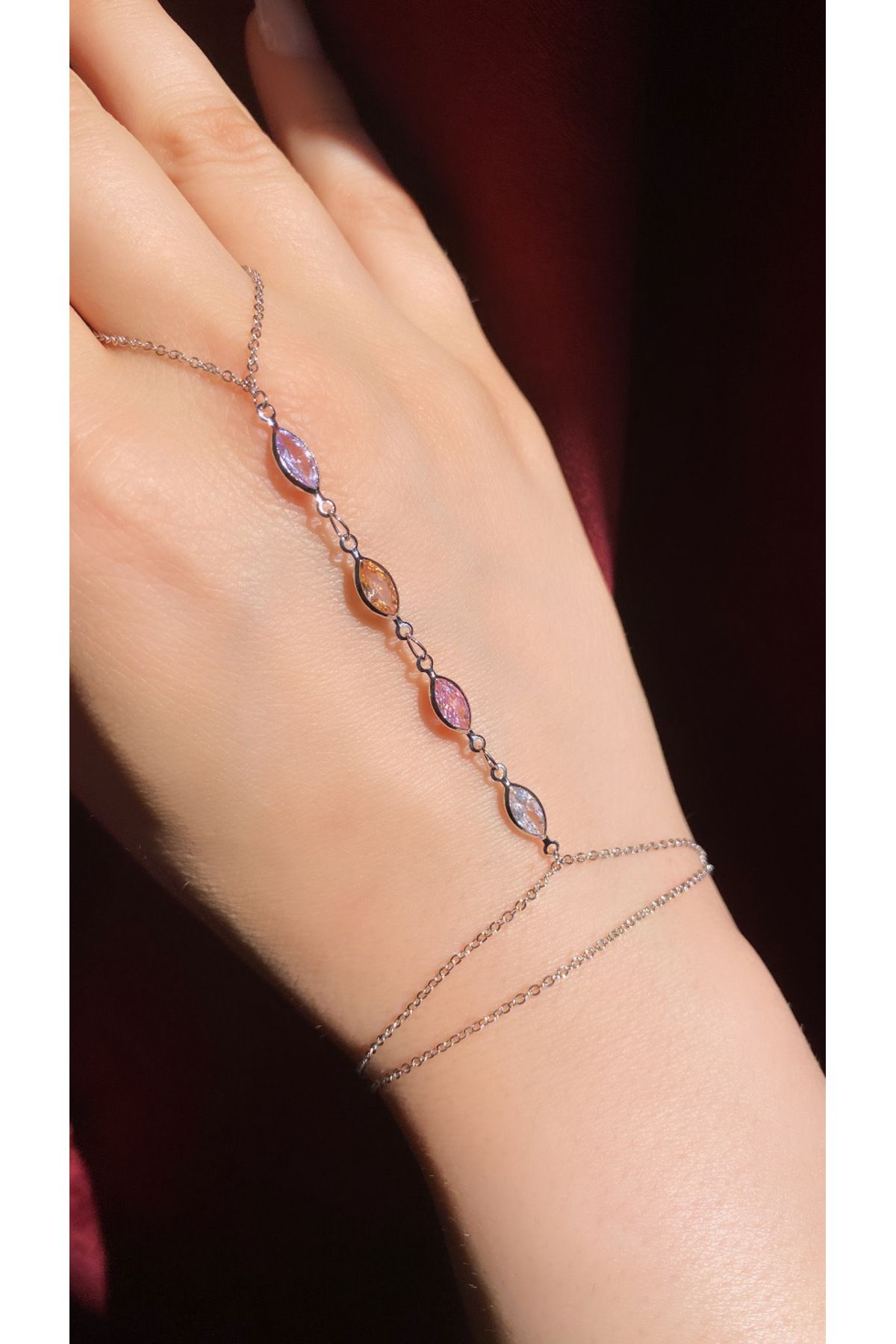 Gök Accessories Şahmeran Renkli Taş Çelik Bileklik - Mistik ve Şık Aksesuar ✨