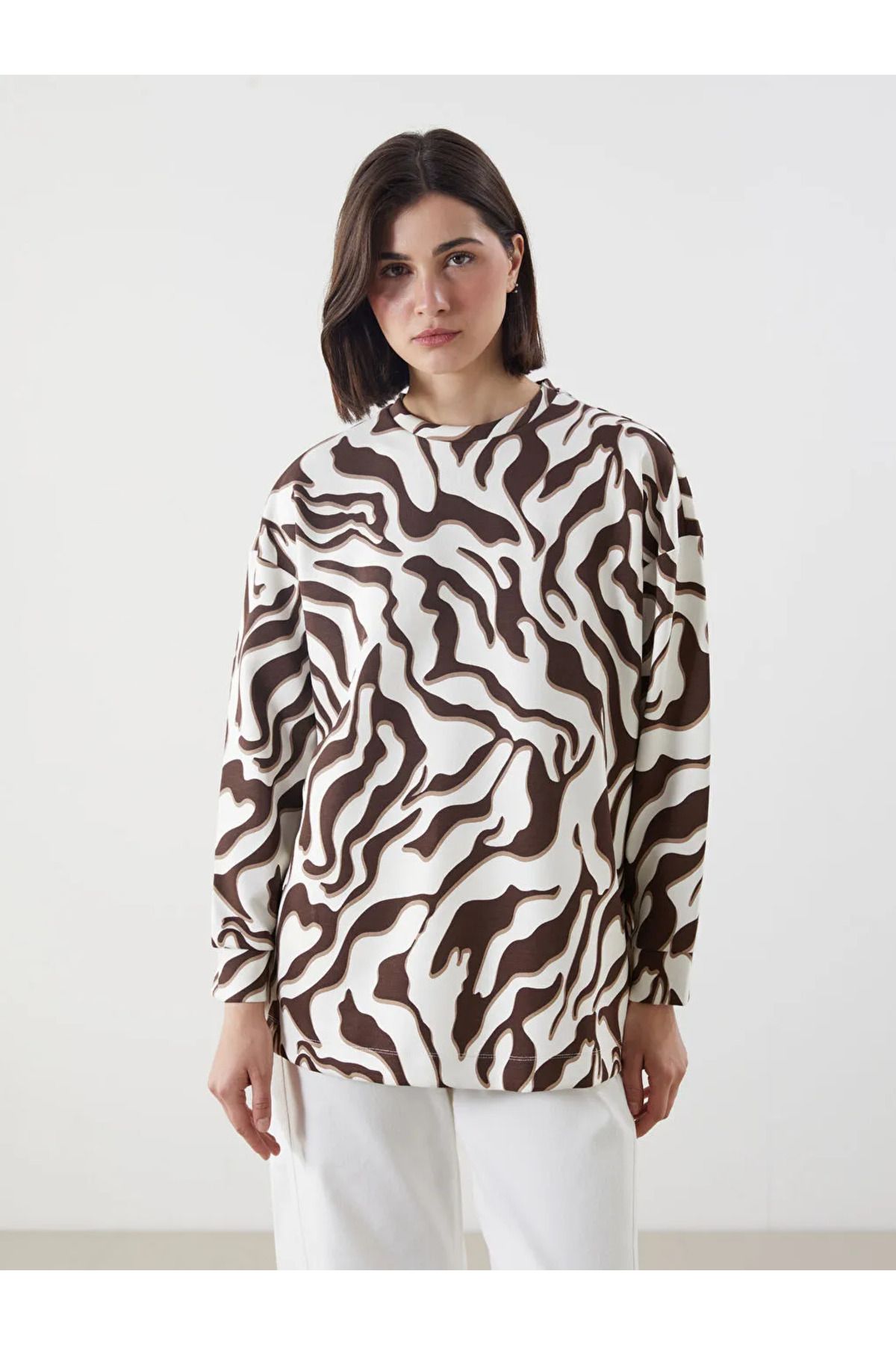 LC Waikiki LCW Modest Kahverengi Desenli Oversize Kadın Sweatshirt Tunik