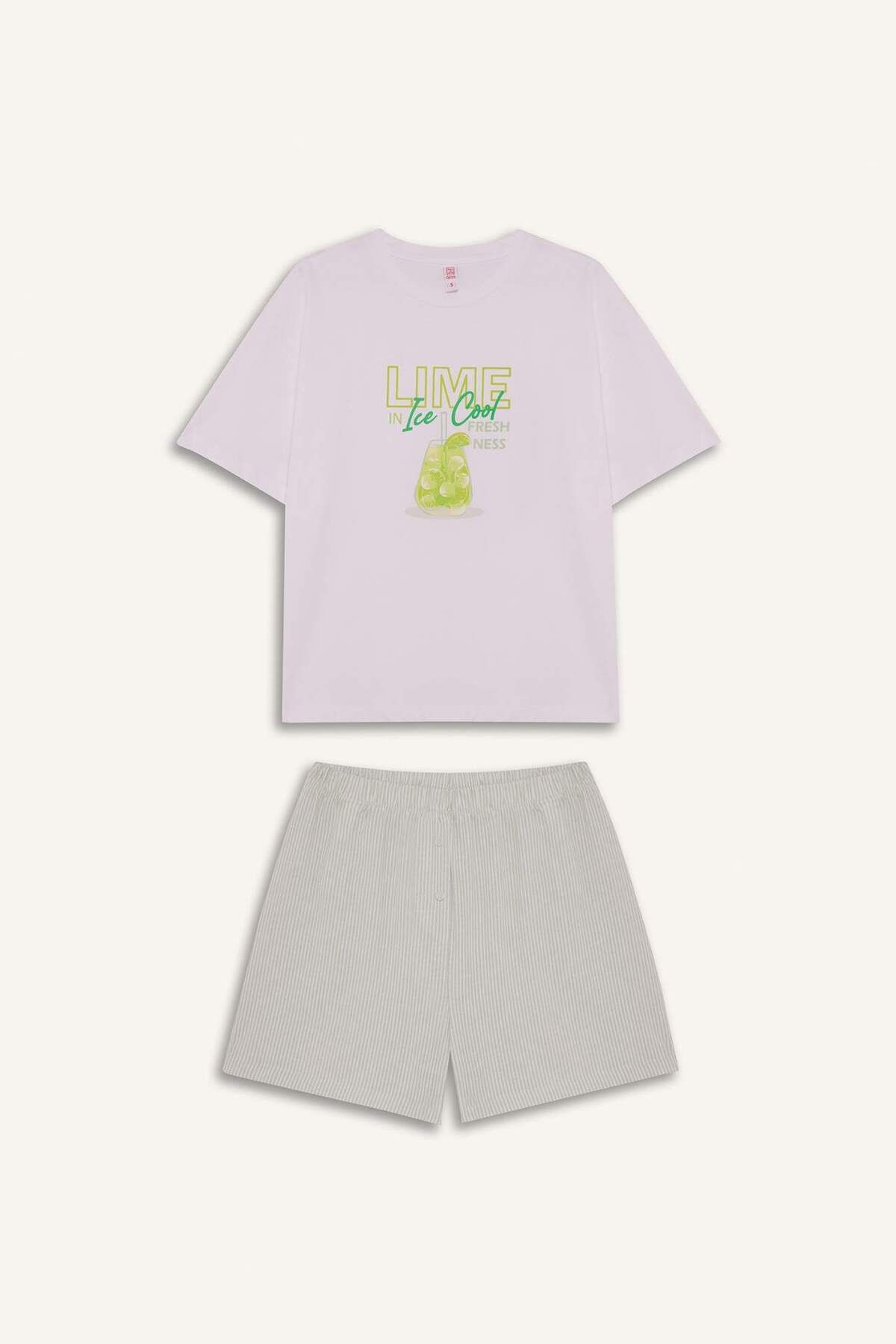 DeFacto Pijama Takımı Regular Fit Baskılı Kısa Kollu Üst Şort-Fall in Love F5579AX25SM