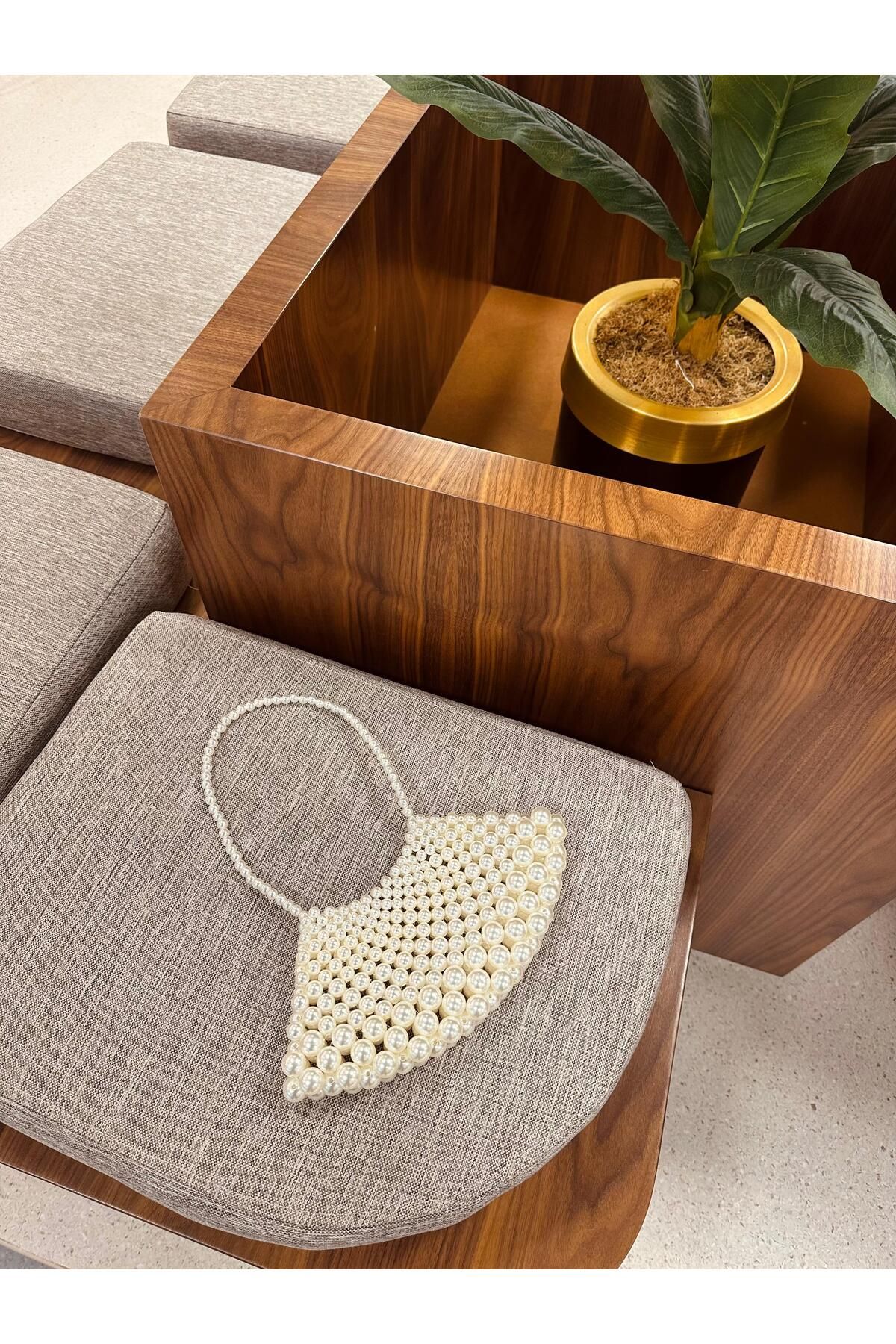 Diana Accessory ÖZEL TASARIM İSTİRİDYE MODEL EL YAPIMI ÇANTA - İNCİ EL ÇANTASI - İNCİ BONCUK ÇANTA - EL ÇANTASI