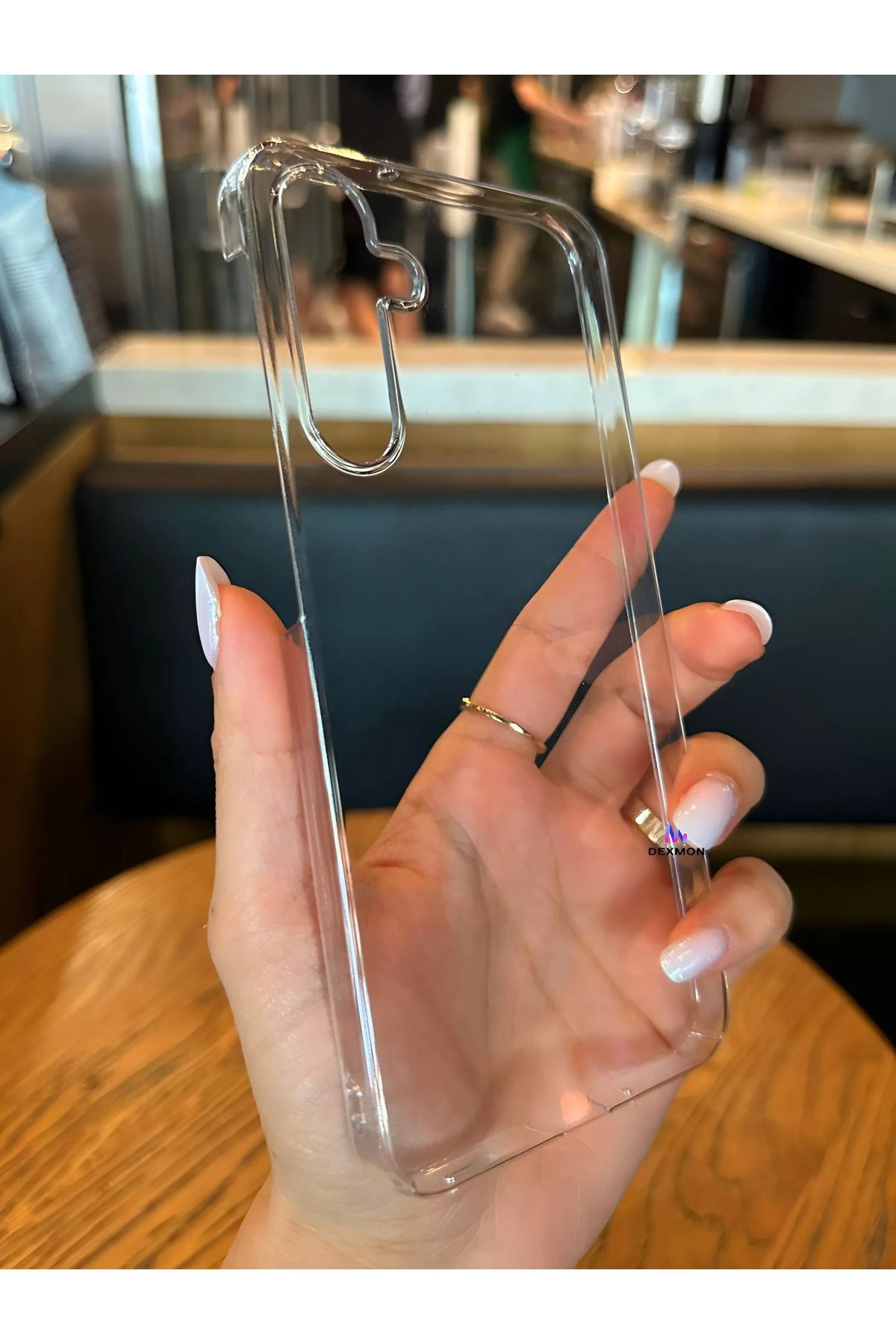 Dexmon Samsung Galaxy A56 Sararmaz Şeffaf Kılıf Sert Pc Ultra İnce Kamera Koruma Çıkıntılı