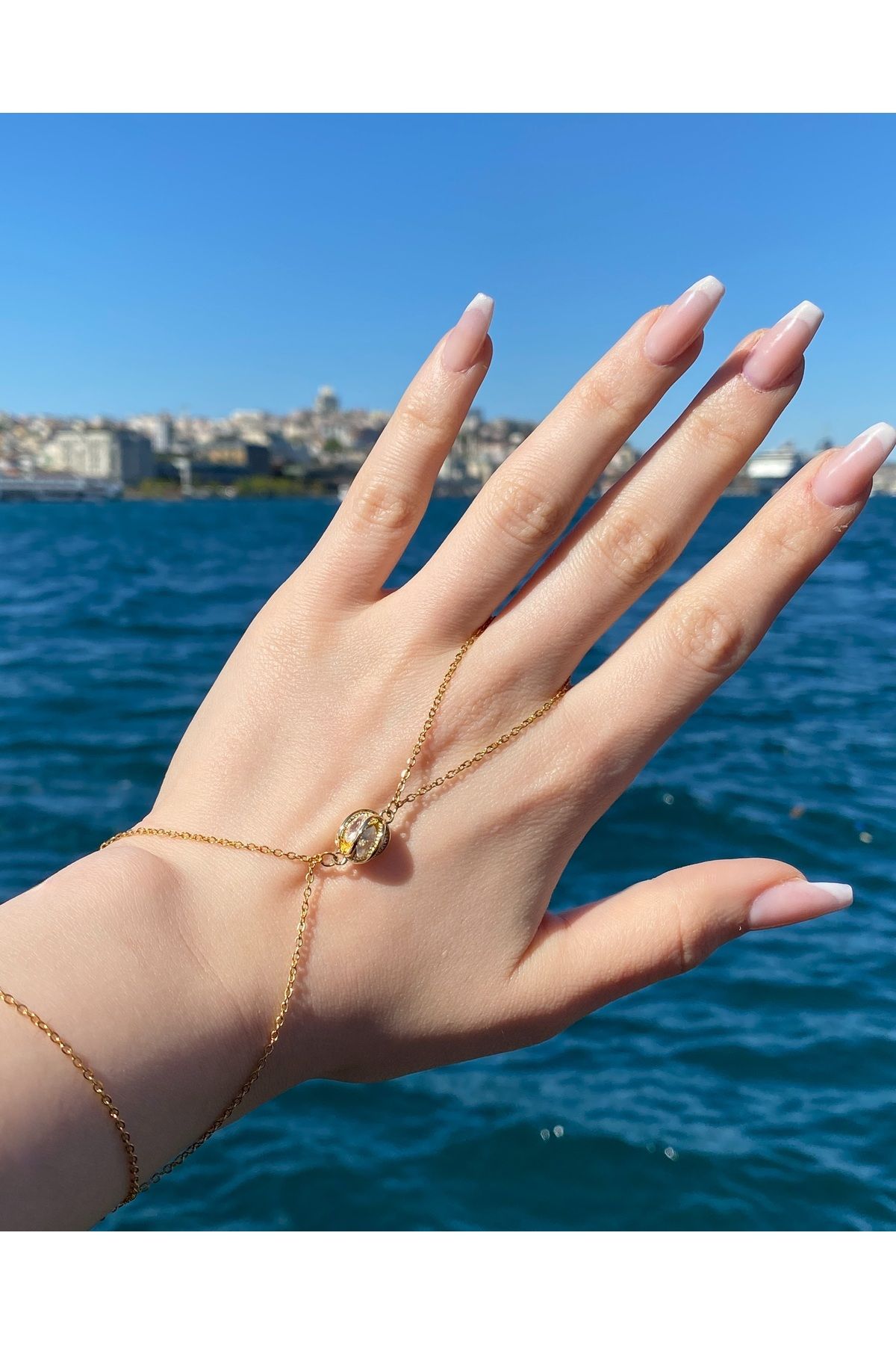 Serina Atelier Yuvarlak Kristal Taşlı Çelik Şahmeran
