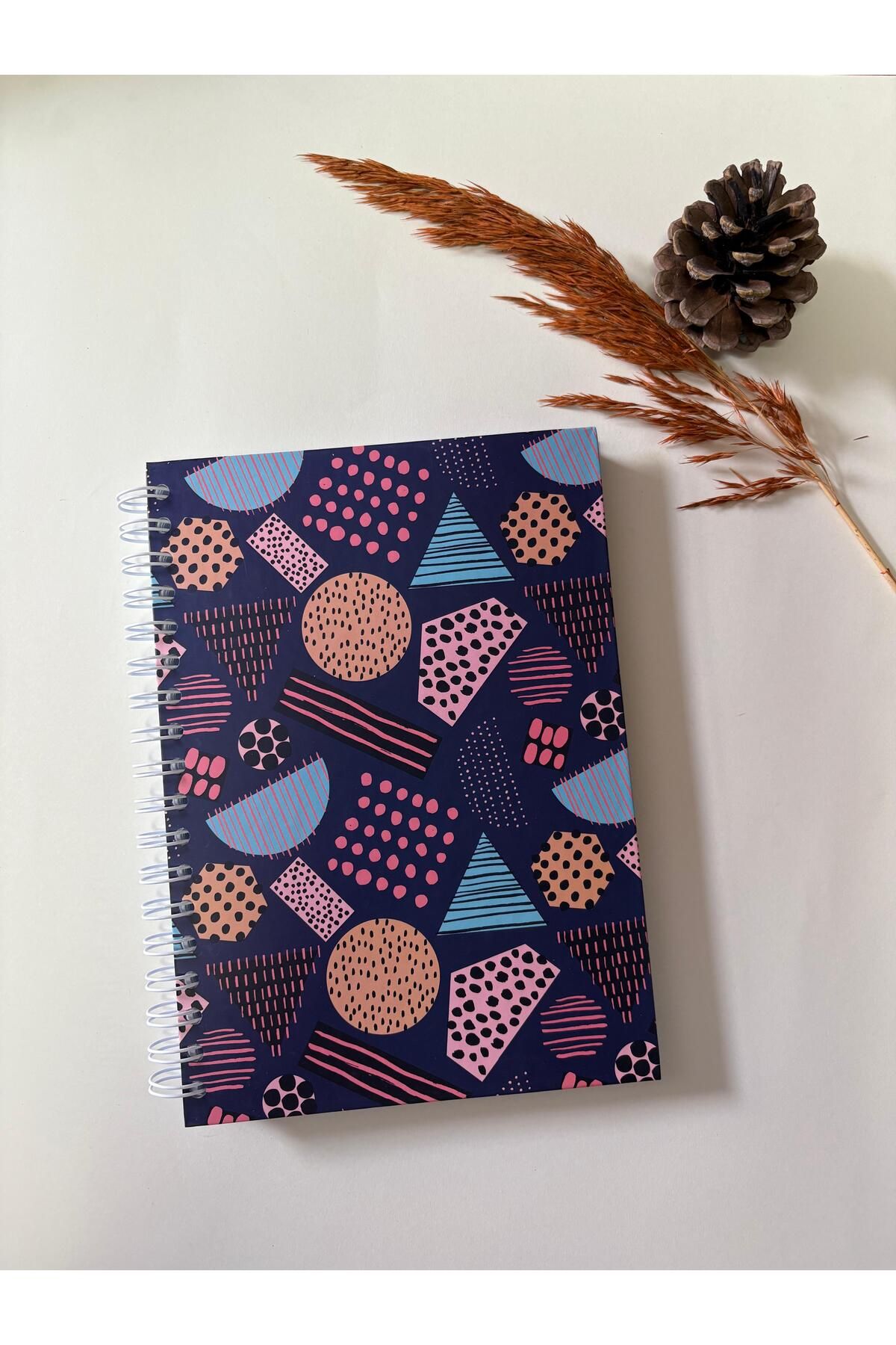 Adalinhome Atakids Lizy Spralli Sert Kapak Kareli Okul Not Defteri (17×24 cm, 120 yaprak)