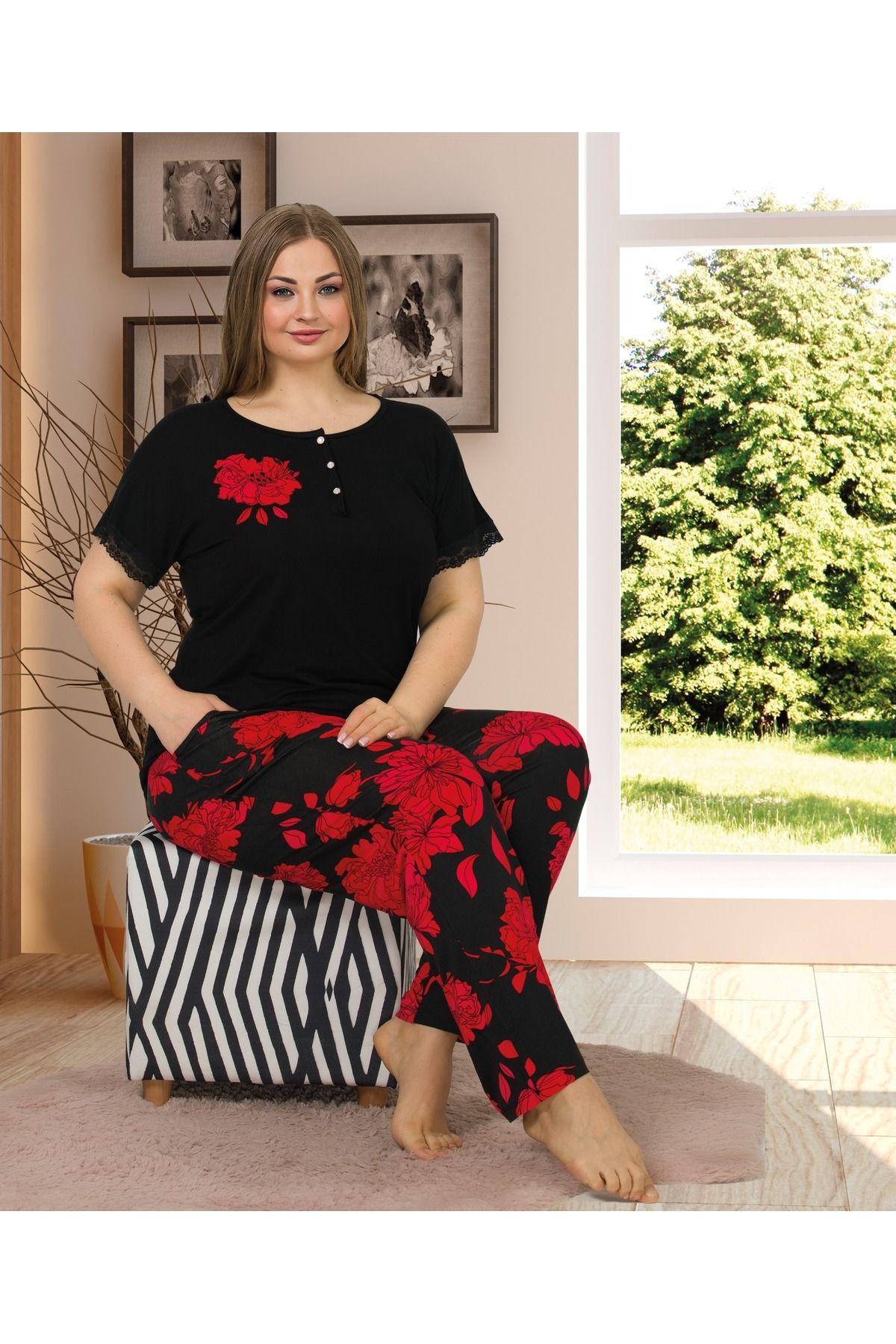 Lady Lingerie Kısa Kollu,Düğme Yakalı,Çiçek Desenli Battal Beden Kadın Pijama Takımı