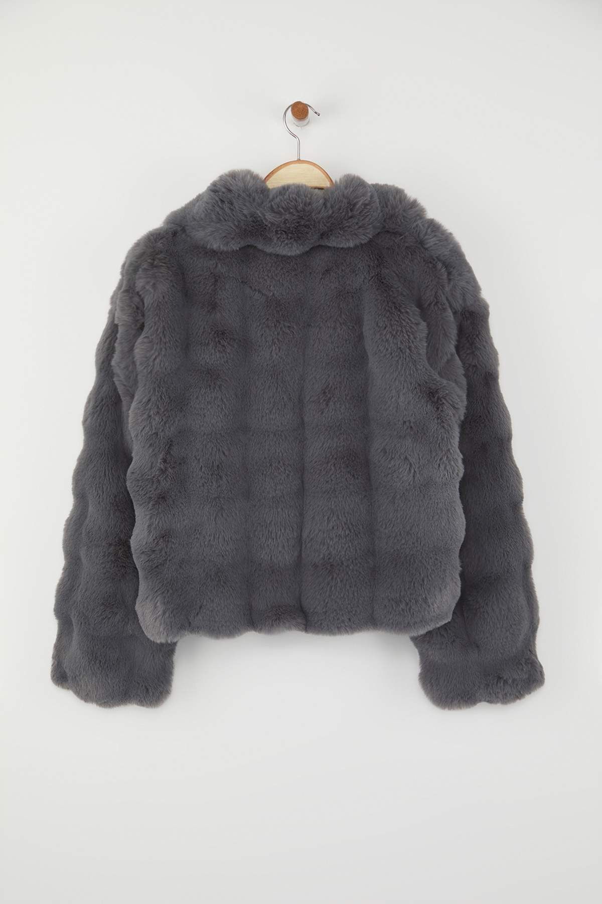 Trendyol Collection-Gray Regular Fit Fur Coat Twoaw26Mo00105 8