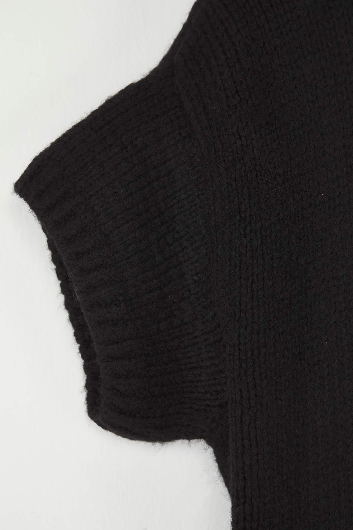 Trendyolmilla  Siyah Geniş Kalıp Yumuşak Dokulu Triko Kazak TWOAW25KZ00021 - Görsel 6