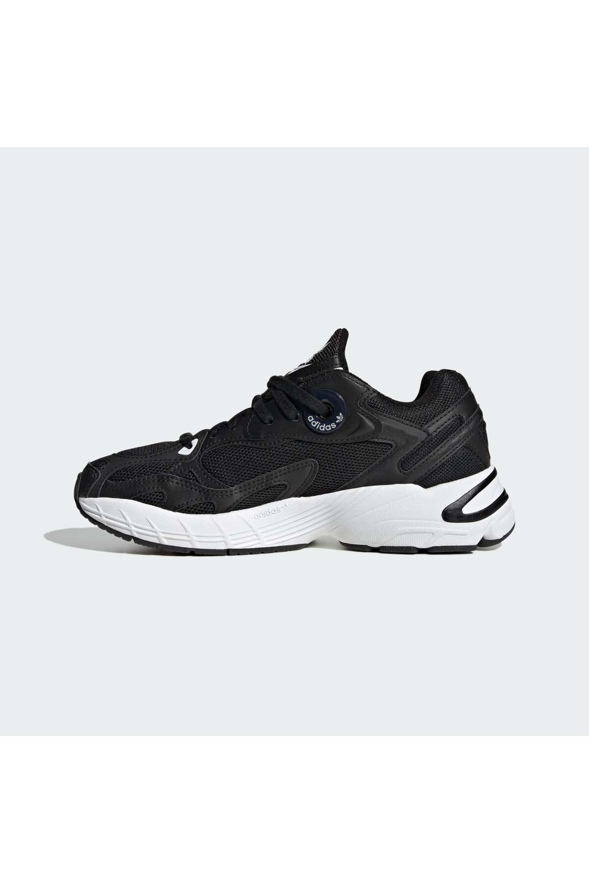 کفش پیاده روی زنانه ورزشی سیاه ASTIR IE9886 adidas
