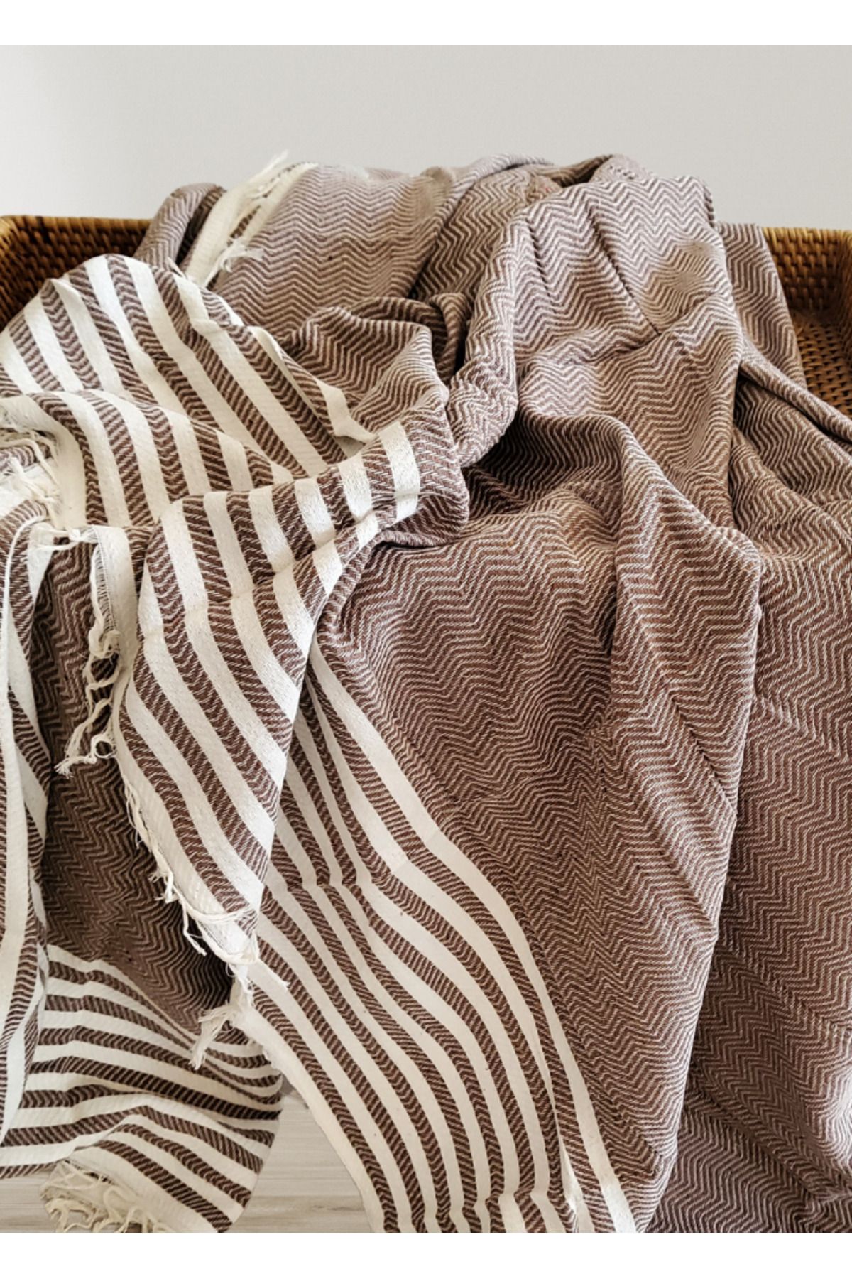 AKSU Summer Line Çok Amaçlı Örtü Pike Koltuk Örtüsü 170x220 Espresso