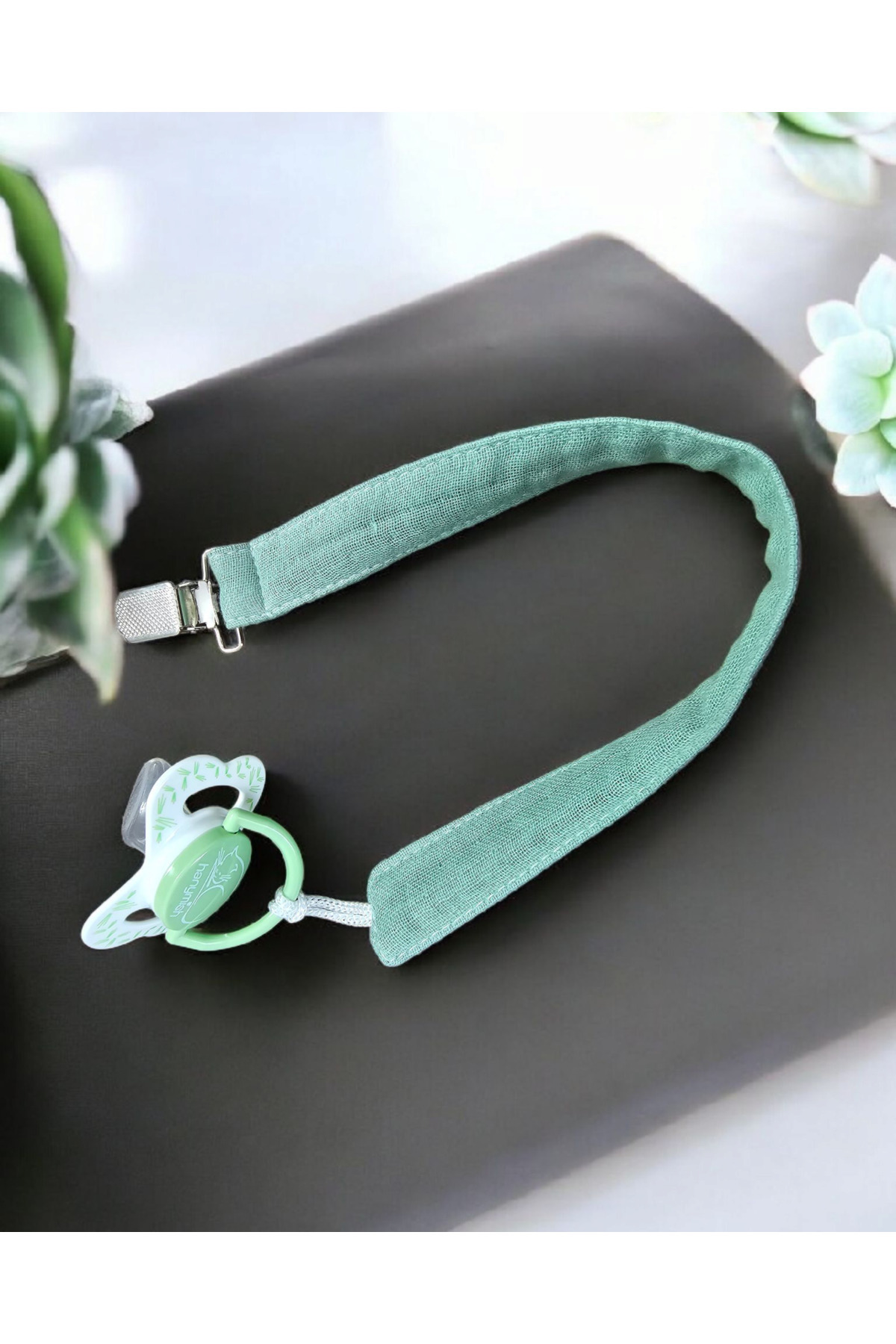 BeybiNest Multi Müslin Emzik Askısı Klipsli Emzik Tutacağı 3 Lü Set fotoğrafı 3 (önizleme)