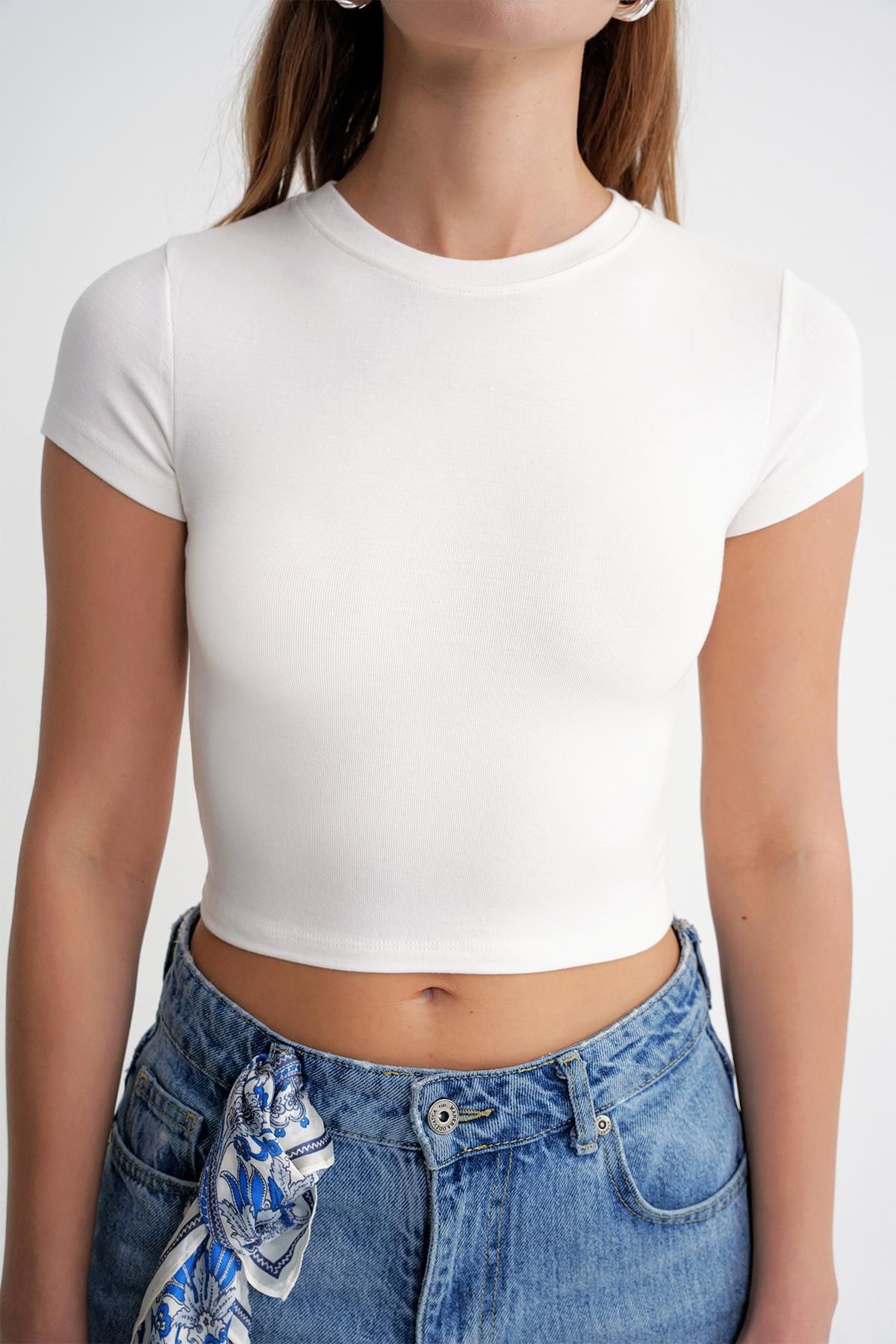 Mixray-2011 Γυναικείο T-Shirt Slim Fit Basic Crop Λευκό 5