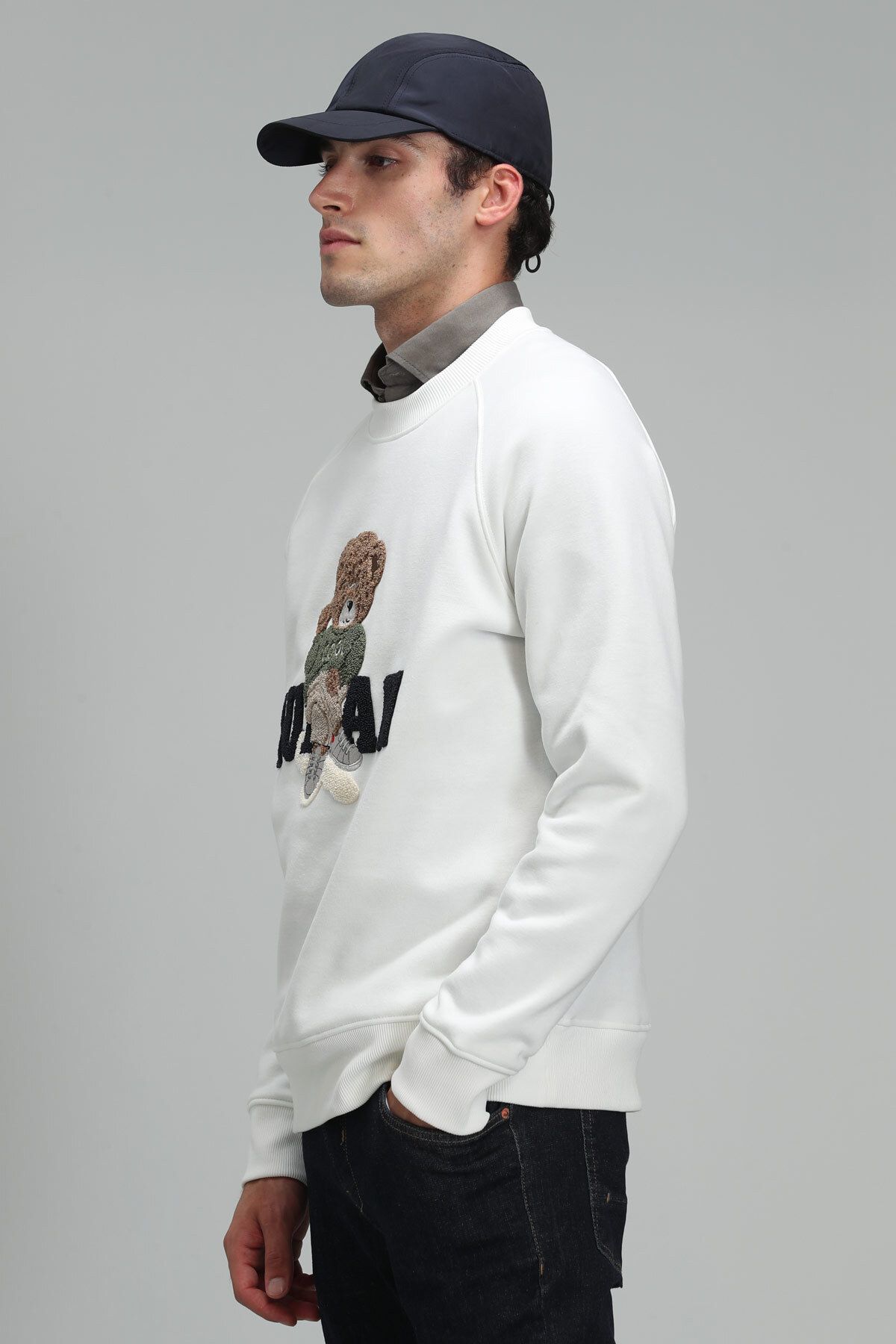 سویشرت سفید مردانه Derek Sweatshirt Broken Lufian