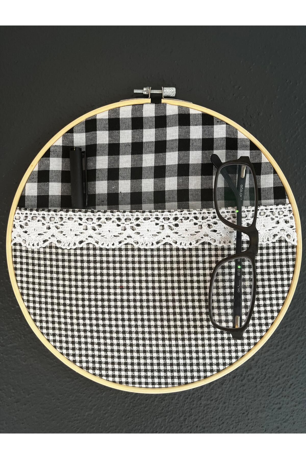 Sessiz Renkler Sessiz Düzen-Cepli Kumaş Organizer (23 cm Kasnak Çerçeve)