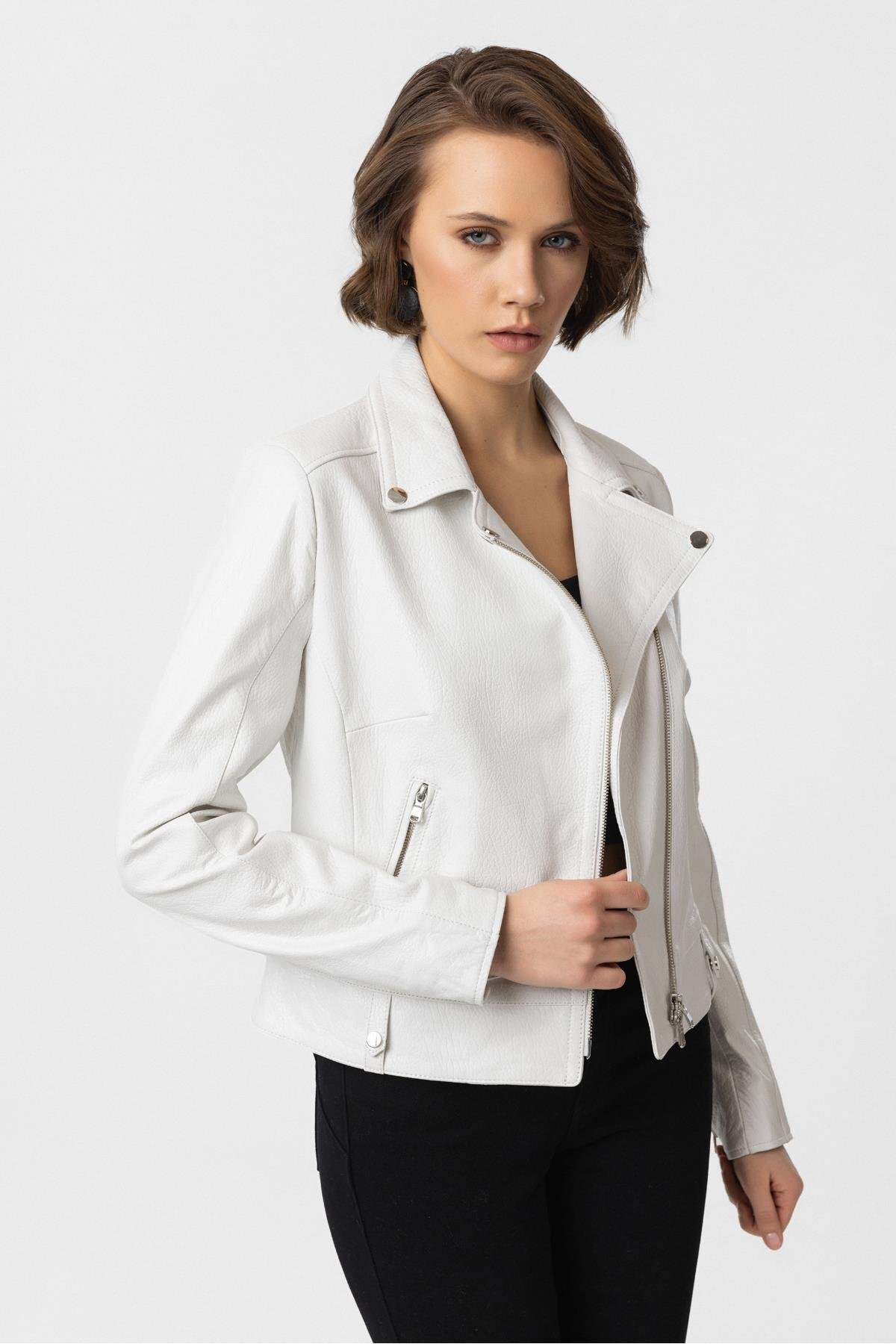 Deriderim  Beyaz Stella Çıt Çıt Detaylı Yandan Fermuarlı Biker Hakiki Deri Kadın Mont - Görsel 2