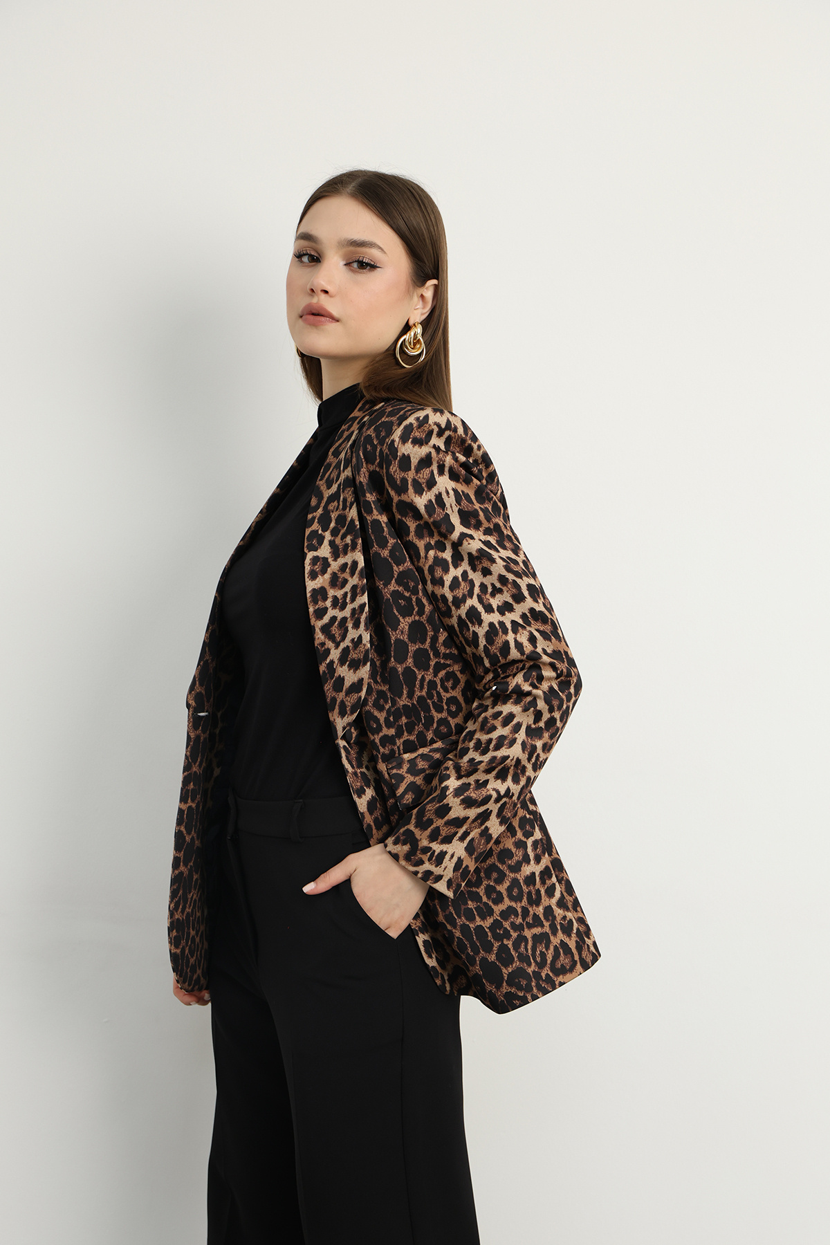 Swass-Single Button Leopard Print Jacket 3