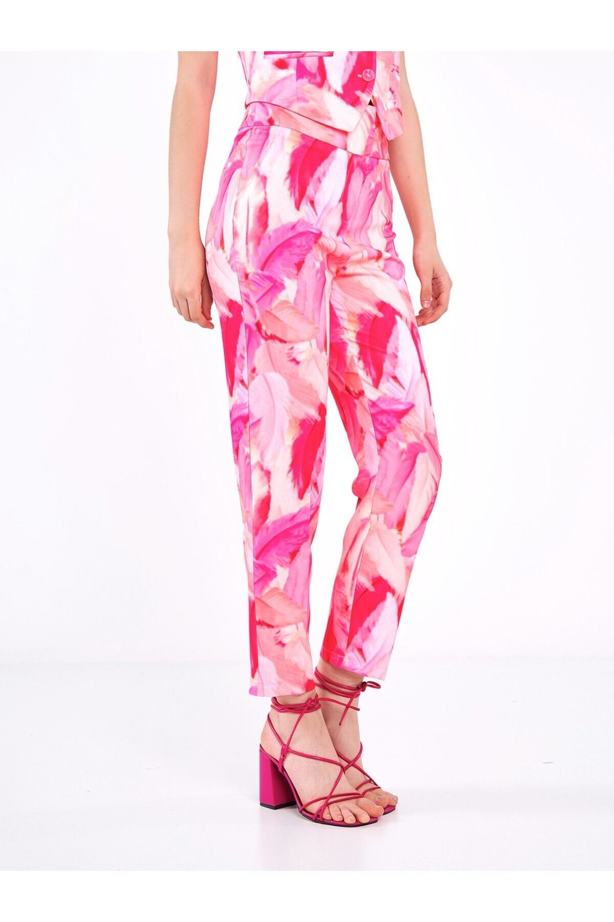 Swass-Limited Edition Pink Feather Pattern Trousers 4
