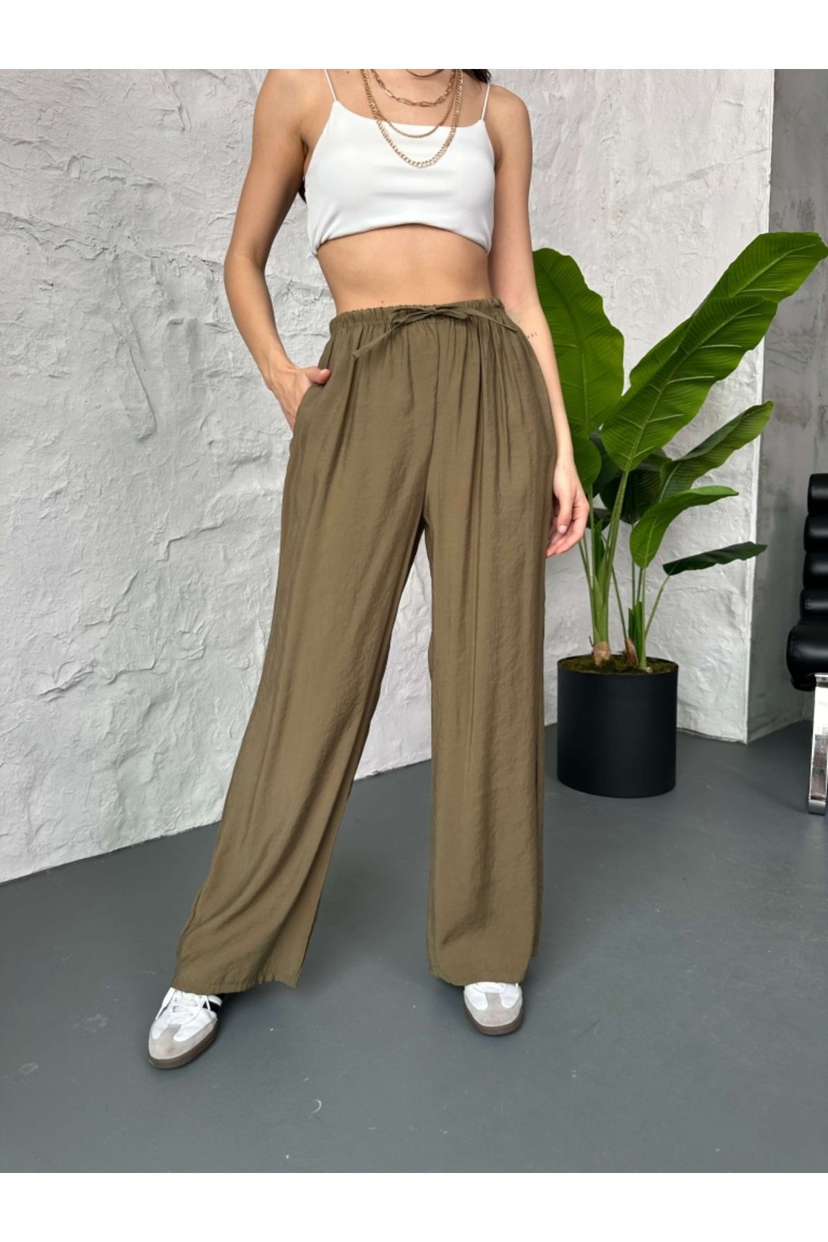 Elif Özbey Butik Haki Massi Model Pantolon