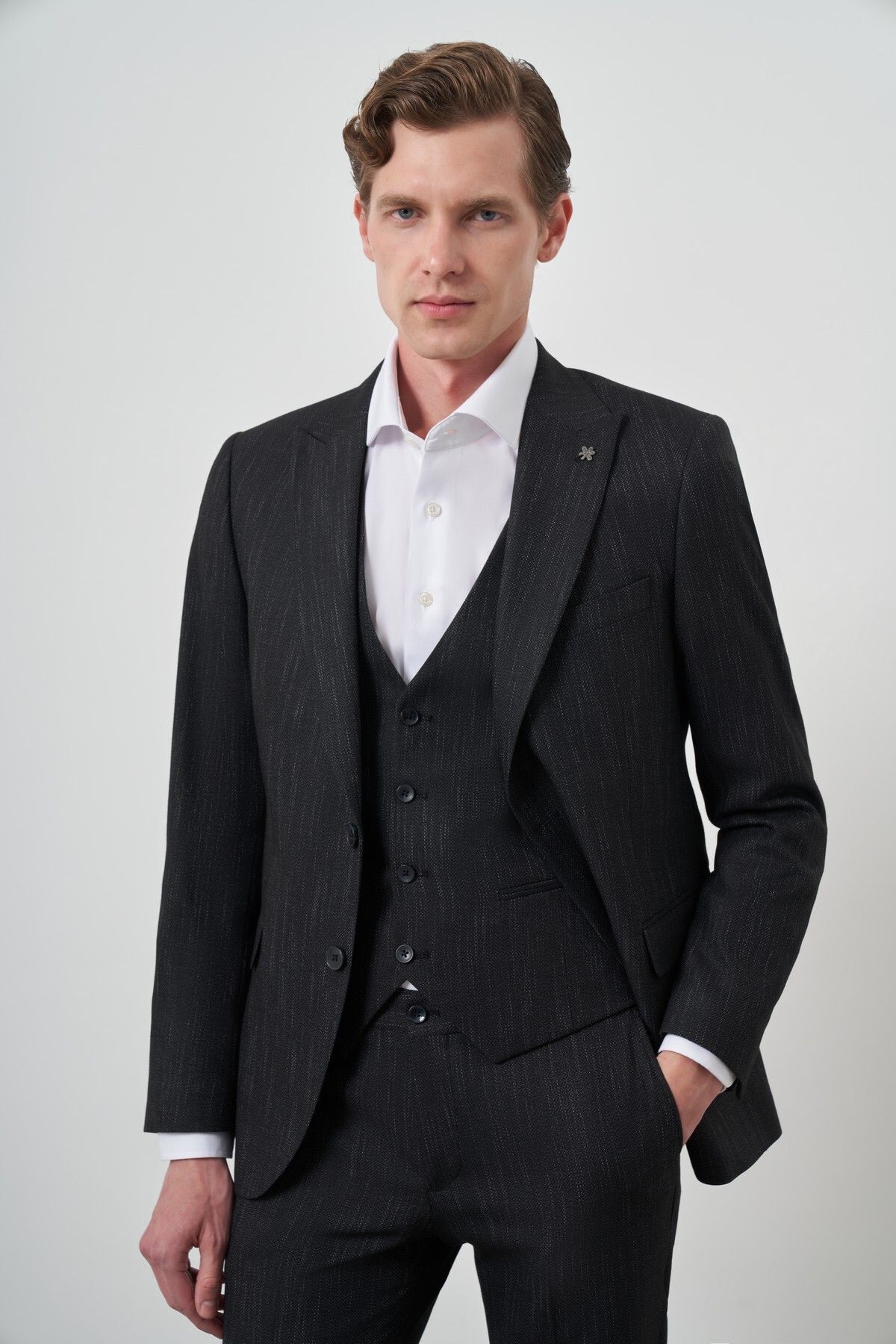 Morven Erkek Siyah Trend Yelekli Slim Fit Sivri Yaka Takım Elbise