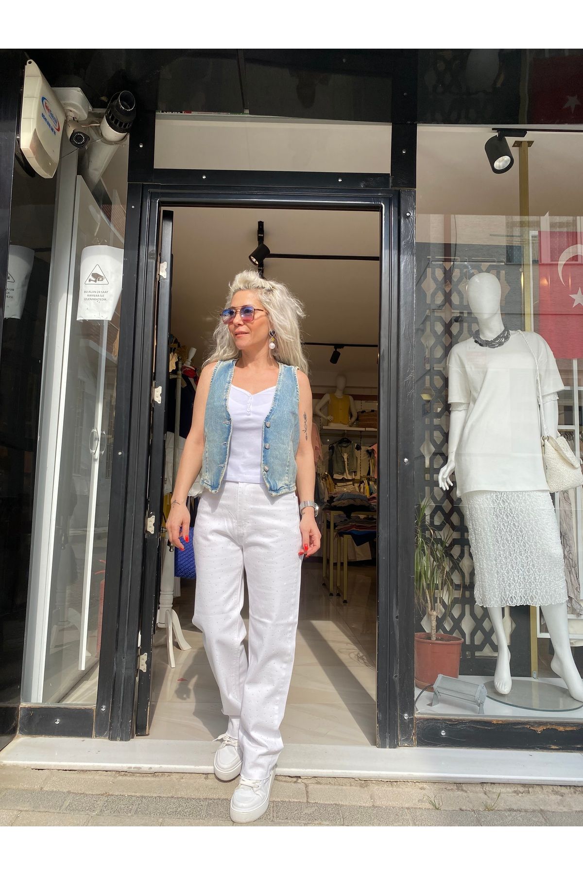 özlem adaşoğlu boutique DÜĞMELİ DENİM KISA YELEK
