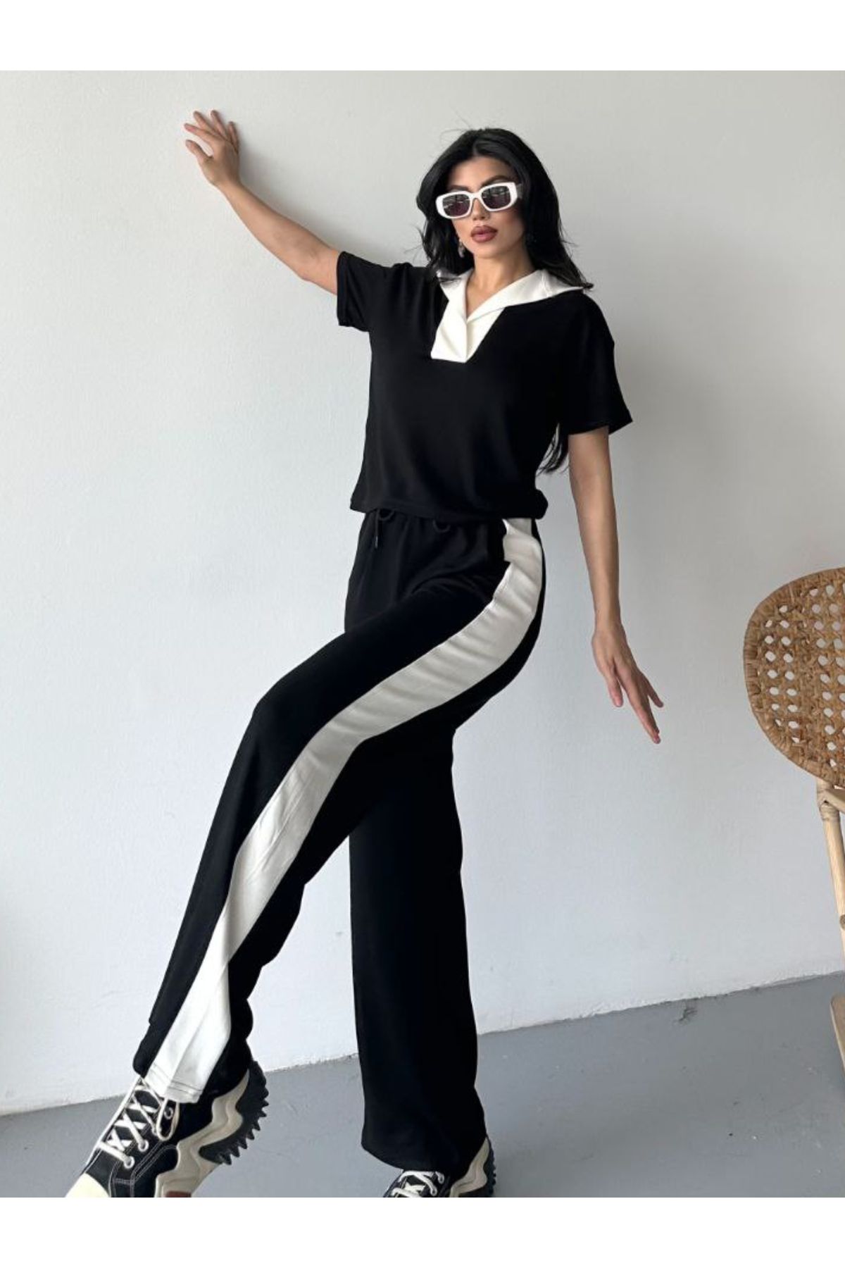 estilowear yanı şeritli Spor eşofman takımı Model 2015001