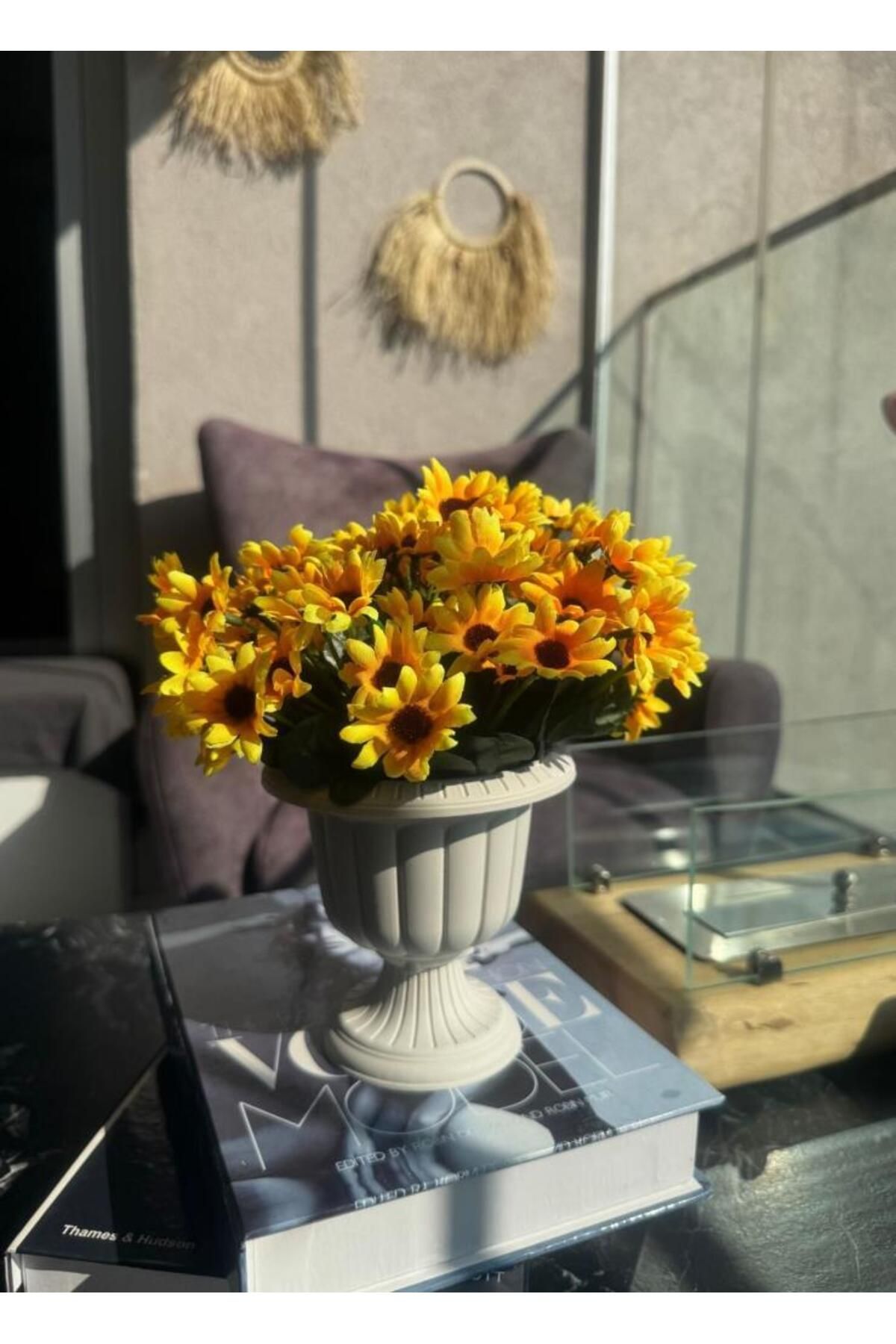 Nettenevime Yapay Çiçek Krem Antik Saksıda Sarı Papatya 23cm