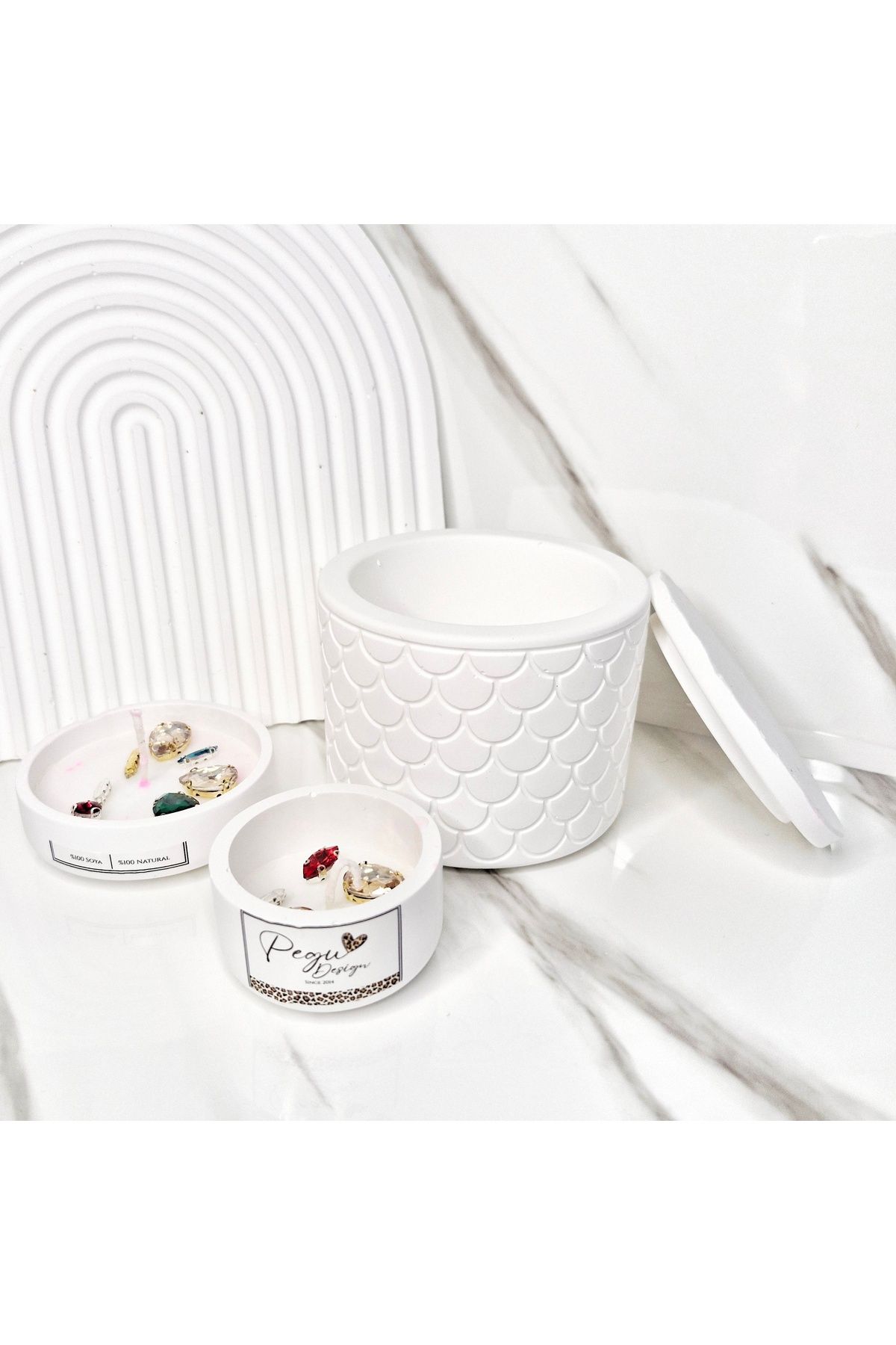 Pegubabycollection 3 lü Balık Sırtı Kristal Taşlı Özel Tasarım %100 Doğal Soya Wax Mum