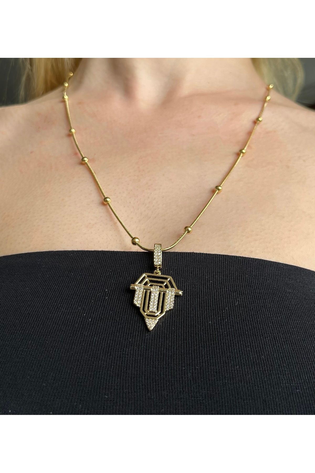 B&E SHİNE JEWERLY Kararmaz Çelik Figürlü Serenay Kolye