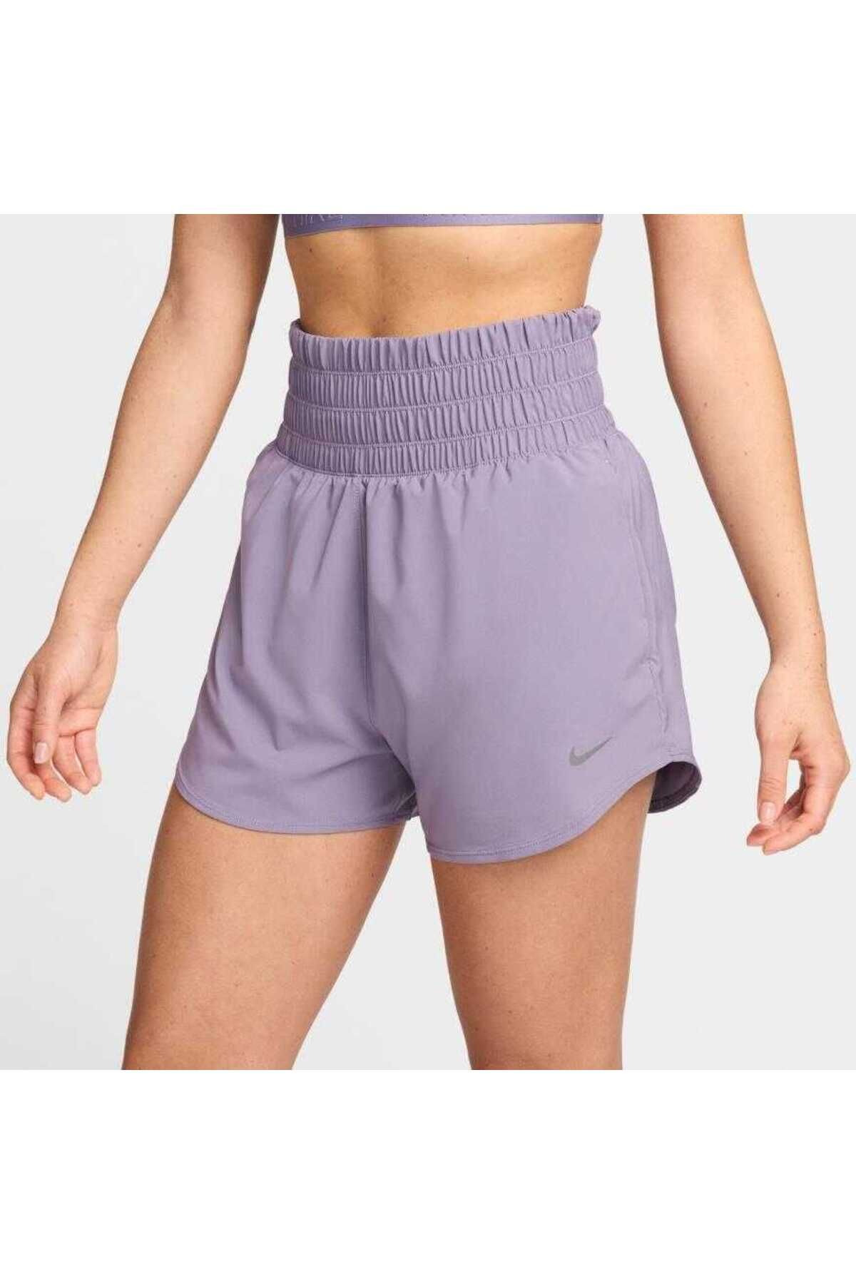 Nike One Dri-FIT Ultra Yüksek Belli 8 cm Slip Astarlı Kadın Kahverengi Şort.