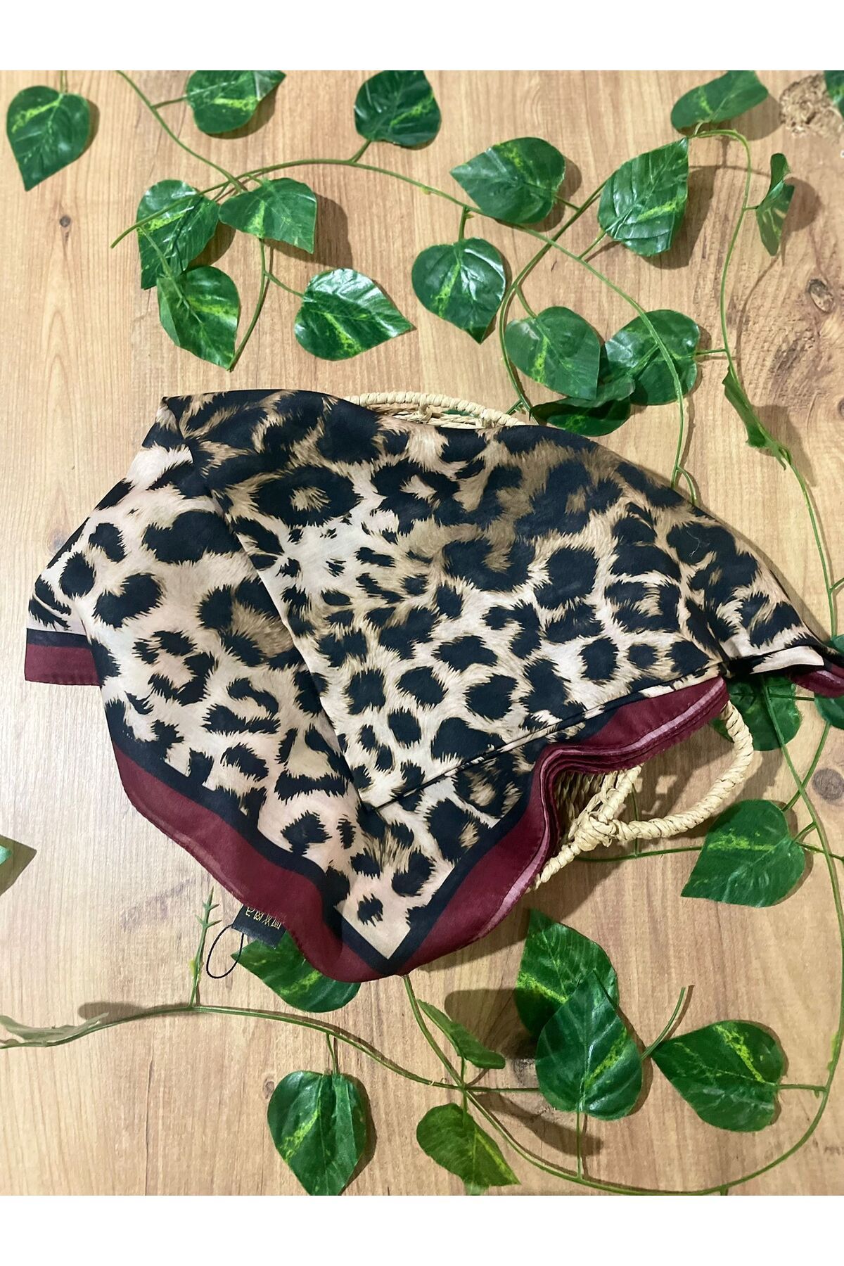 Butik leopar desen şal