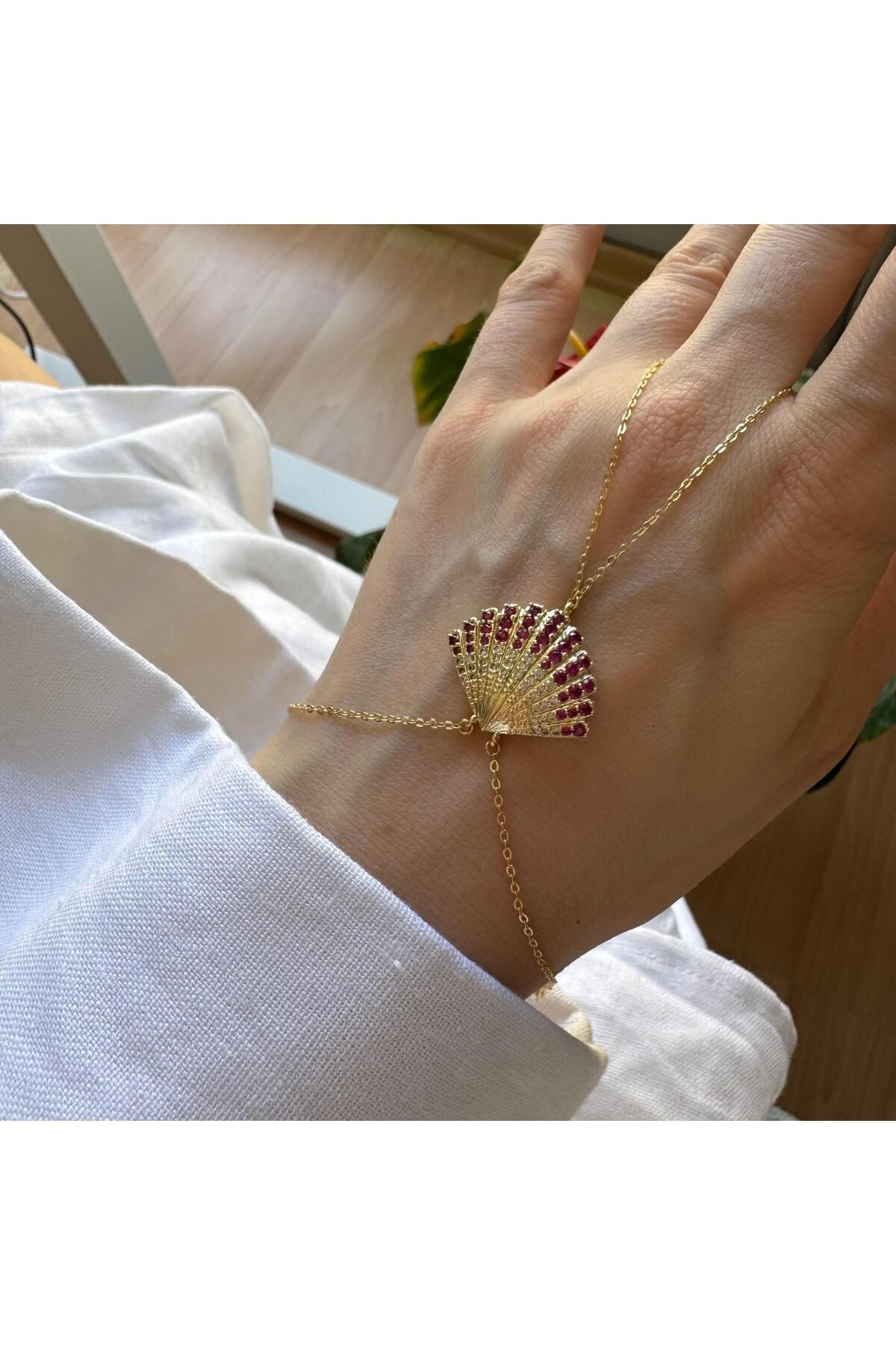 Venus Design Çelik Taşlı Midye Şahmeran