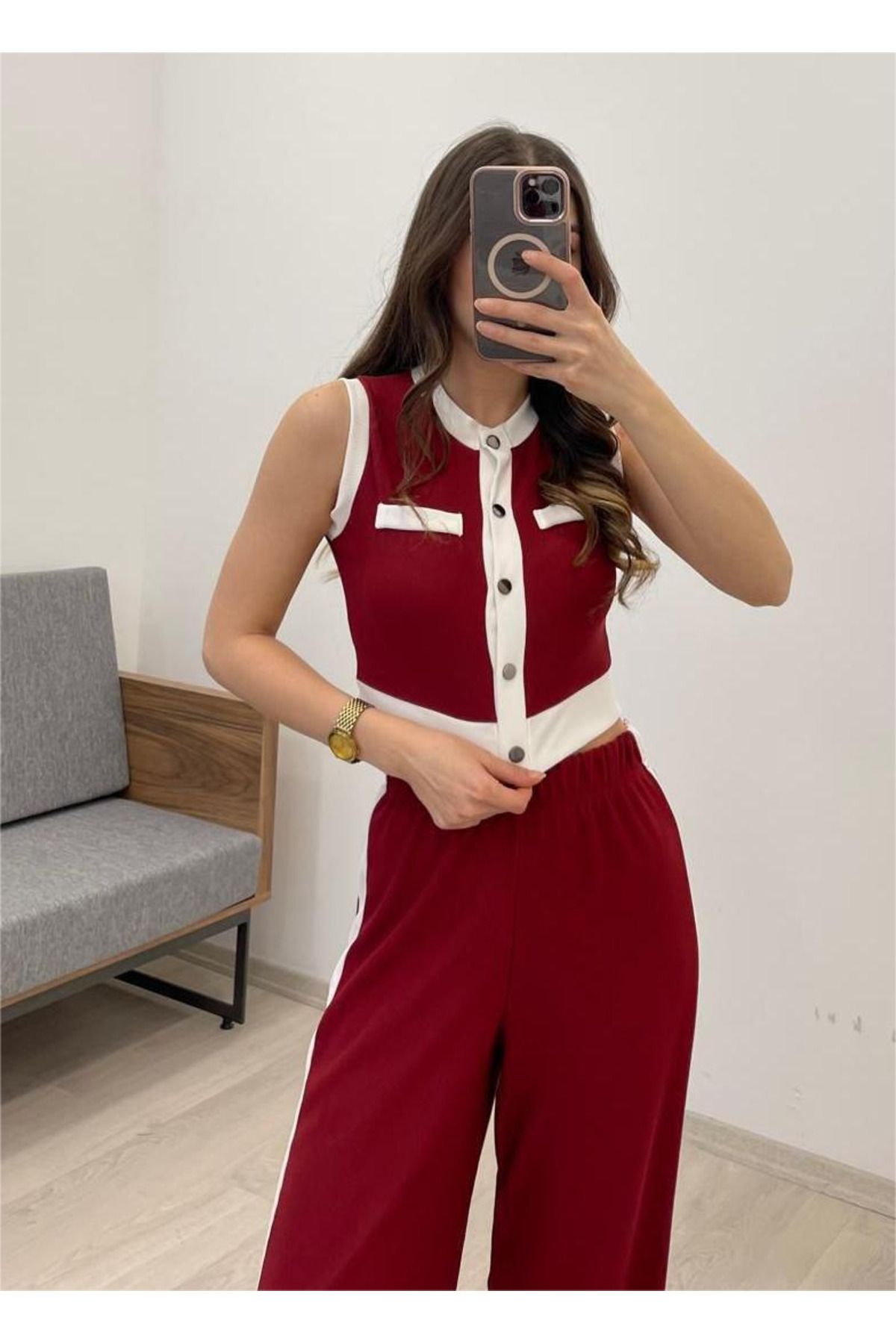 Butikdolabın Kadın Garnili Crop Bluz ve Yan Şeritli Pantolon Takım