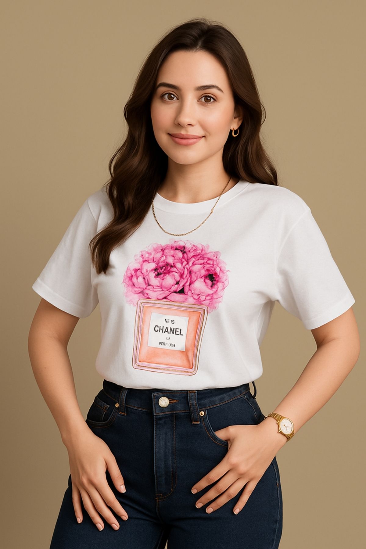 Mayo Design Kadın Çiçekli chanl baskılı T-Shirt