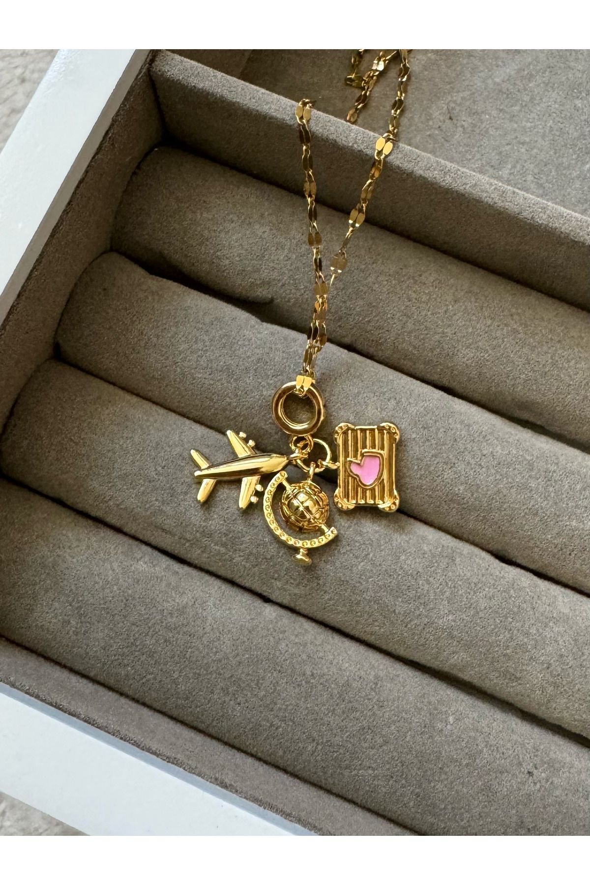 Kairon Accessories Paslanmaz Çelik Uçak Dünya Fotoğraf Makinası Charm Kolye