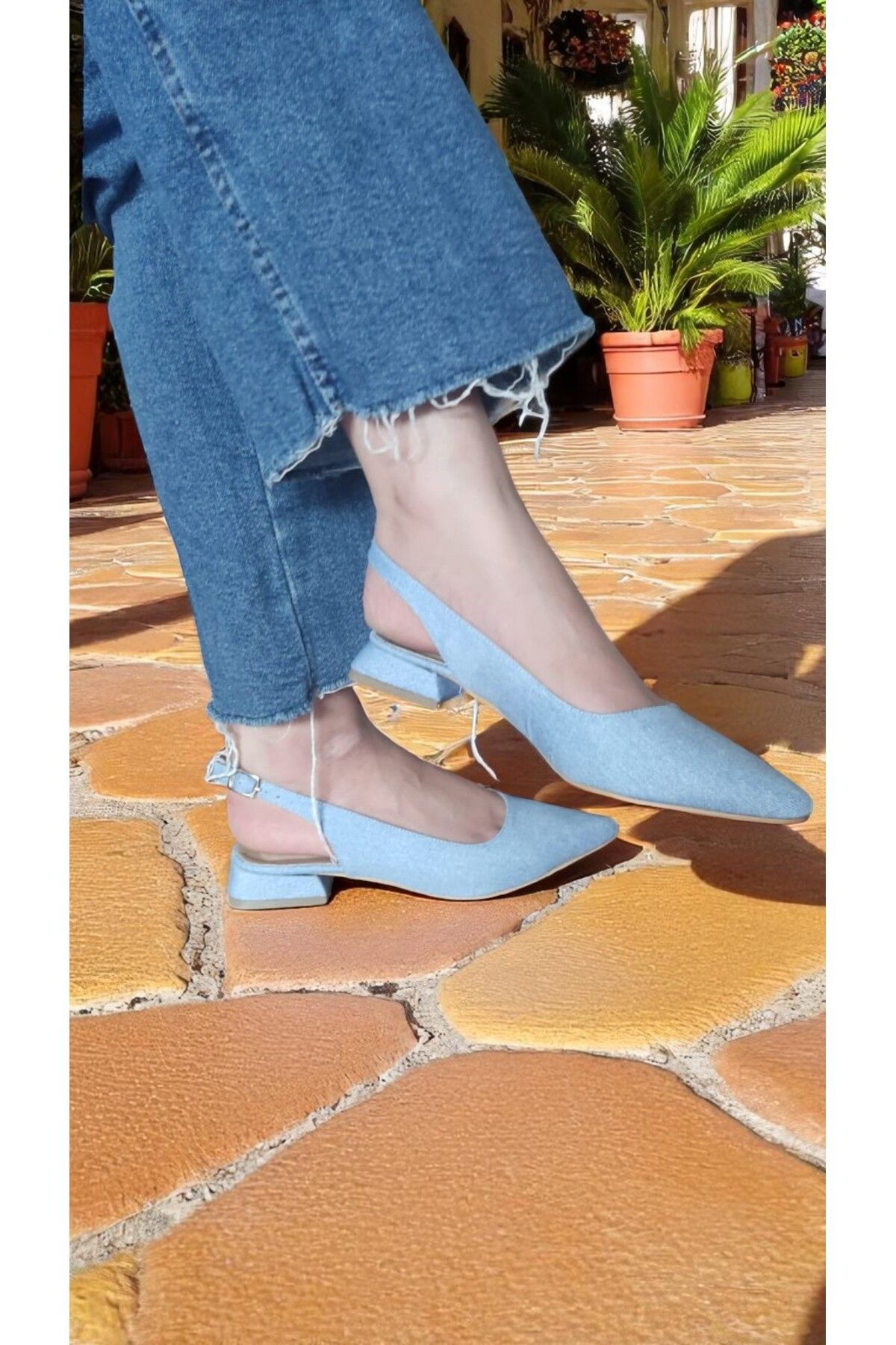 muhhu moda arkası açık, 2 santim yüksekliğine, günlük kadın ayakkabı, açık kot malzemeli, babet, tam kalıp,