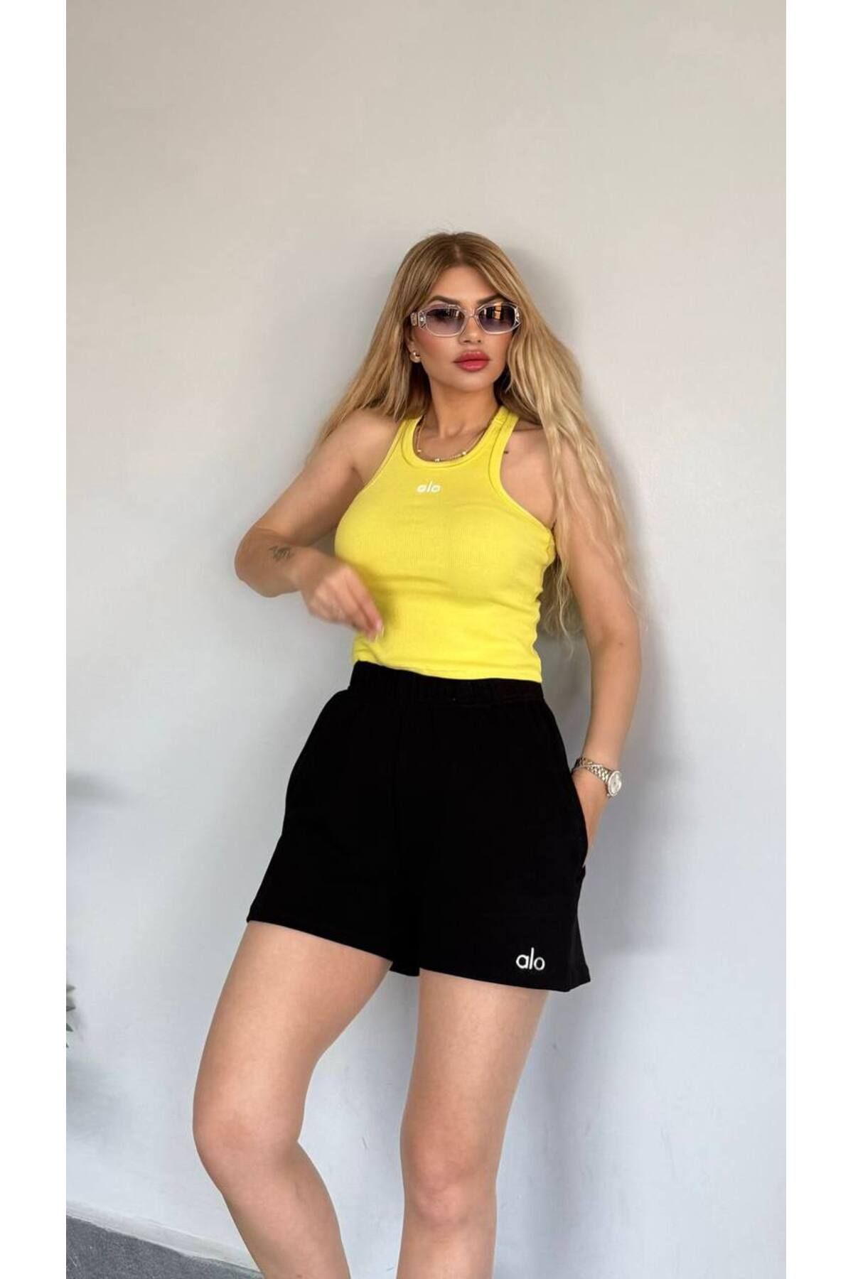 bonibon butikk Kadın Kaliteli Lüks Giyim Üst Çift Askılı Alt Şort 2 li Takım