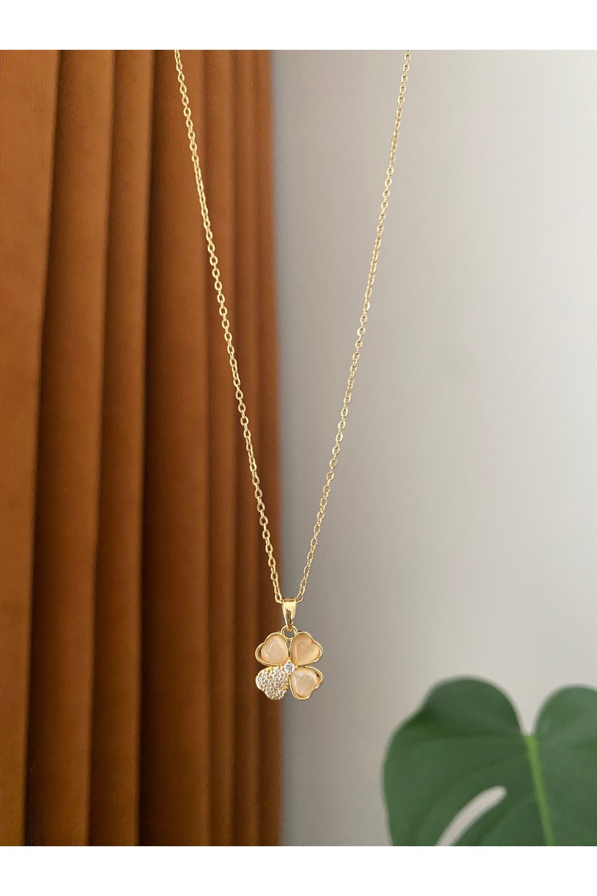 BEYZA BOYRAZ ACCESSORIES 4 Yapraklı Yonca Kolye