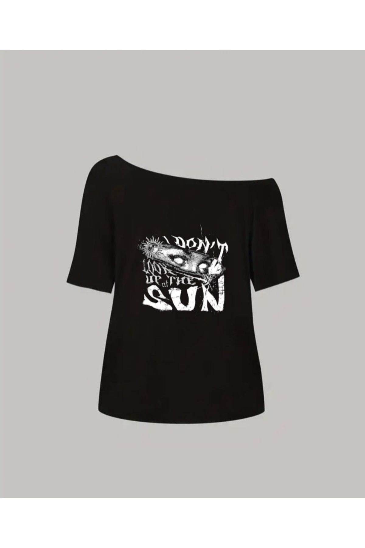 npLStore Kadın Düşük Omuz Kayık Yaka Baskılı T-shirt