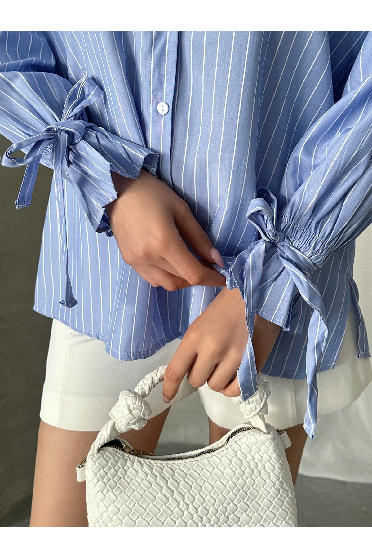 MD trend  Kadın Çizgili Kol Bağlamalı Gömlek - Görsel 3
