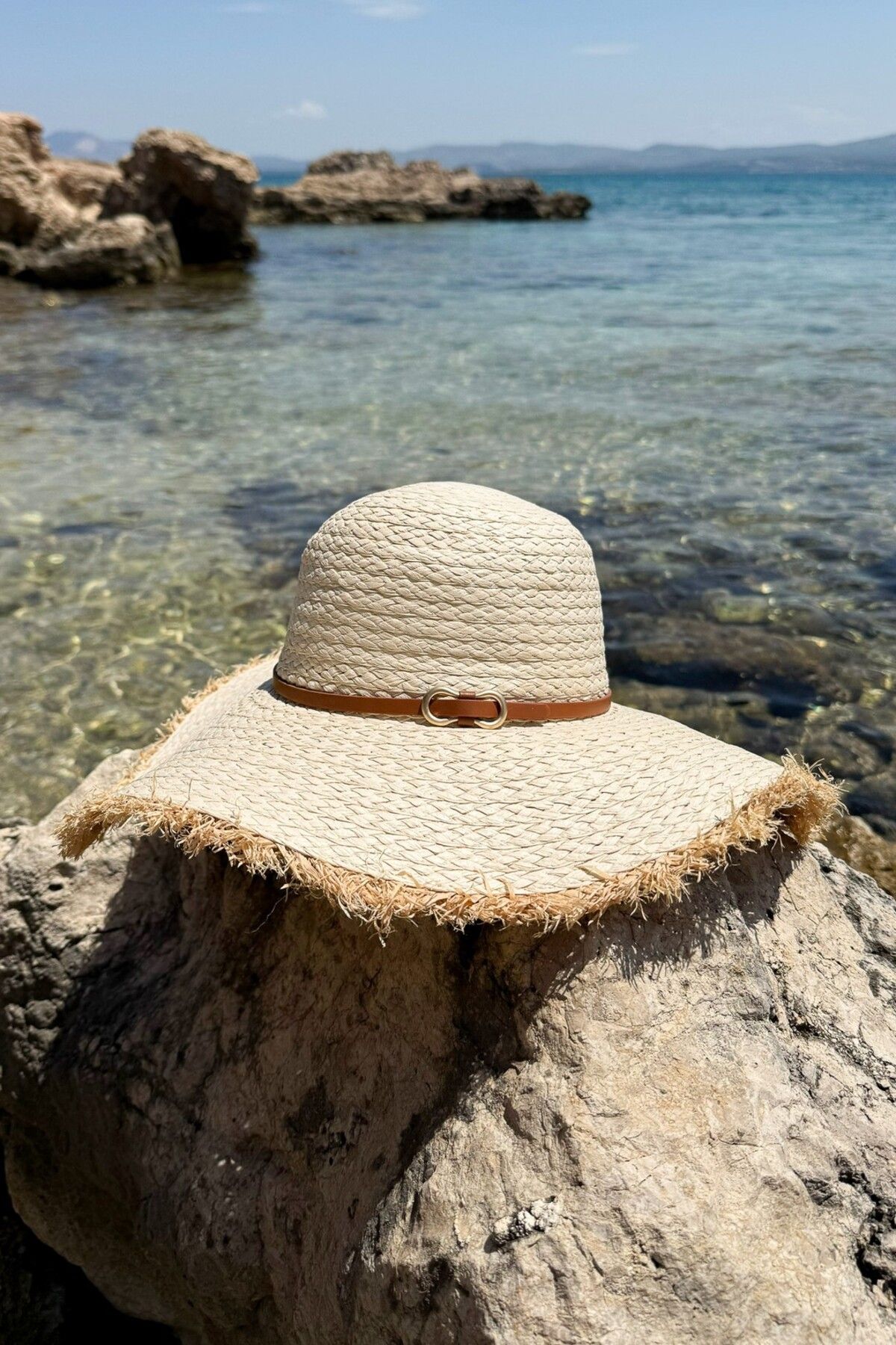 Chic Latife Kemerli Hasır Şapka