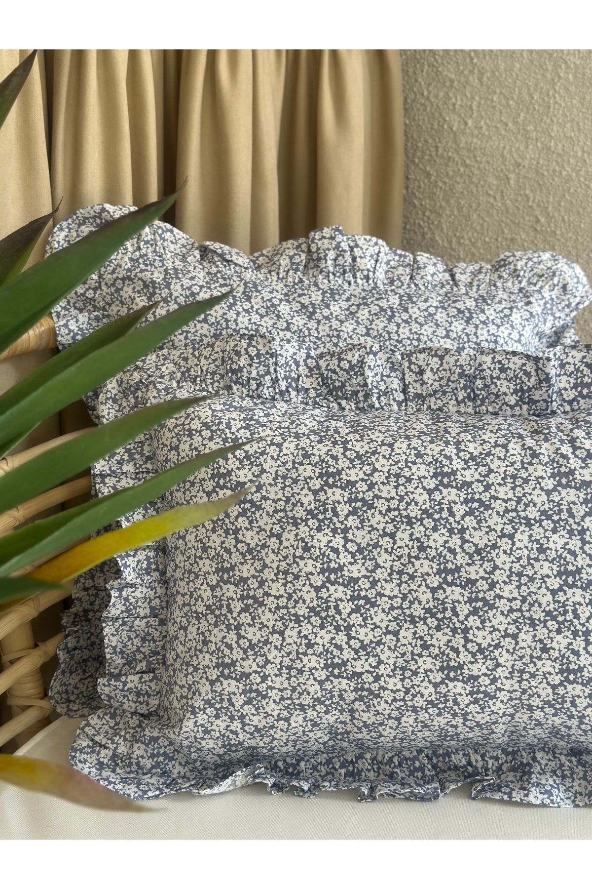 Decamor home-Față de pernă din țesătură de bumbac, albastru lavandă, mini cu volane florale 3