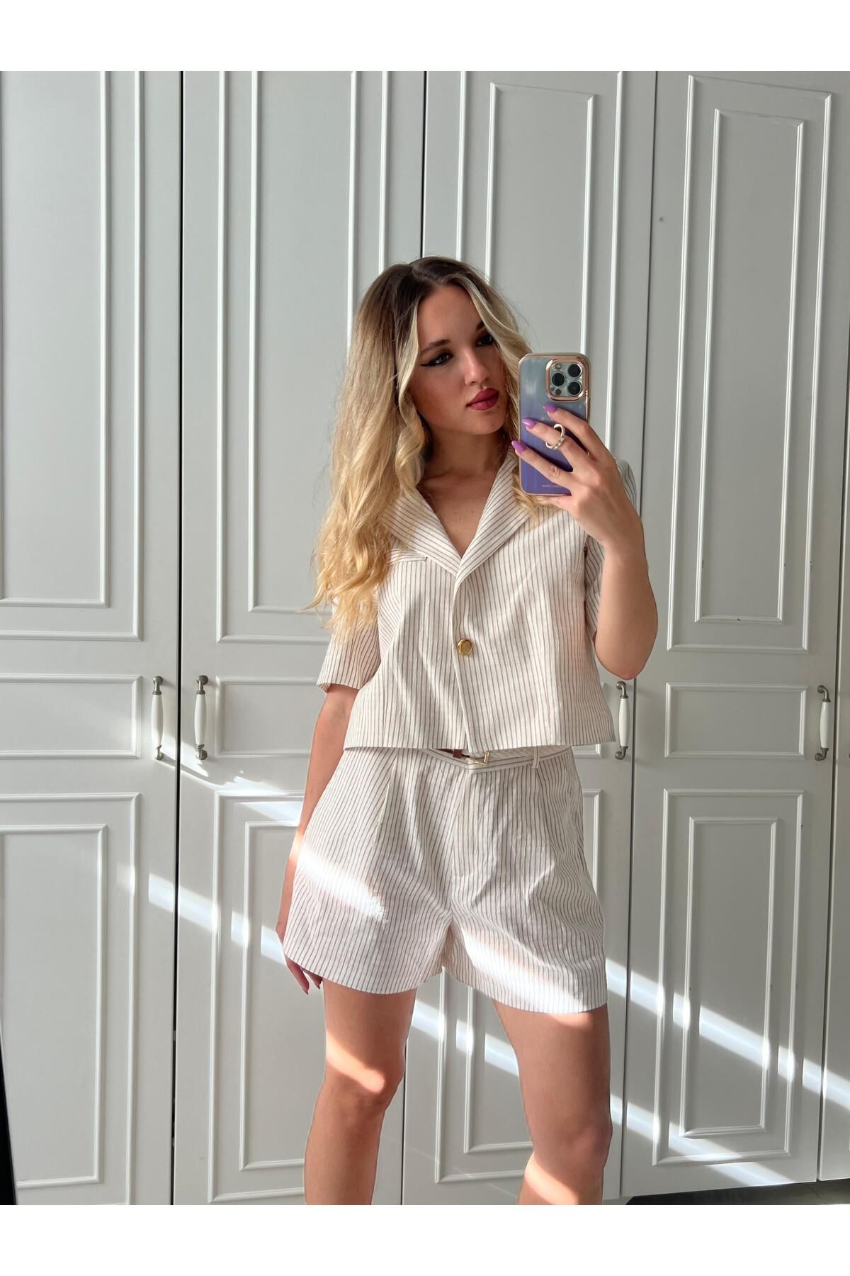 ab abone butik Crop Ceketli Keten Takım