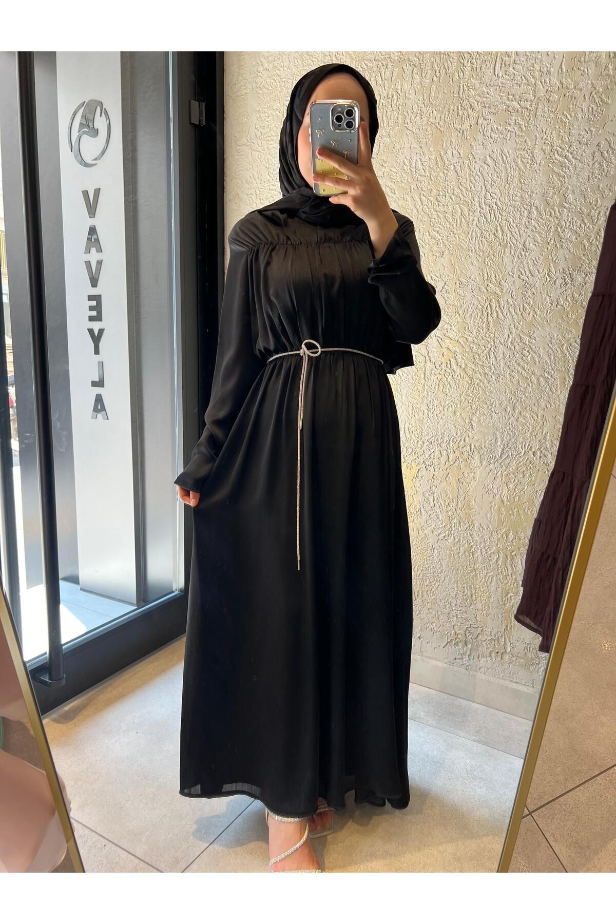 Vaveyla SİYAH SATEN ASTARLI ŞIK ELBİSE