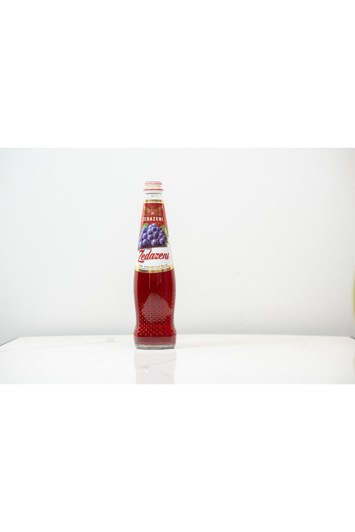 ZEDAZENİ ZEDAZENİ ÜZÜM AROMALI GAZLI İÇEÇEK 500ML CAM ŞİŞE 1X6 ADET