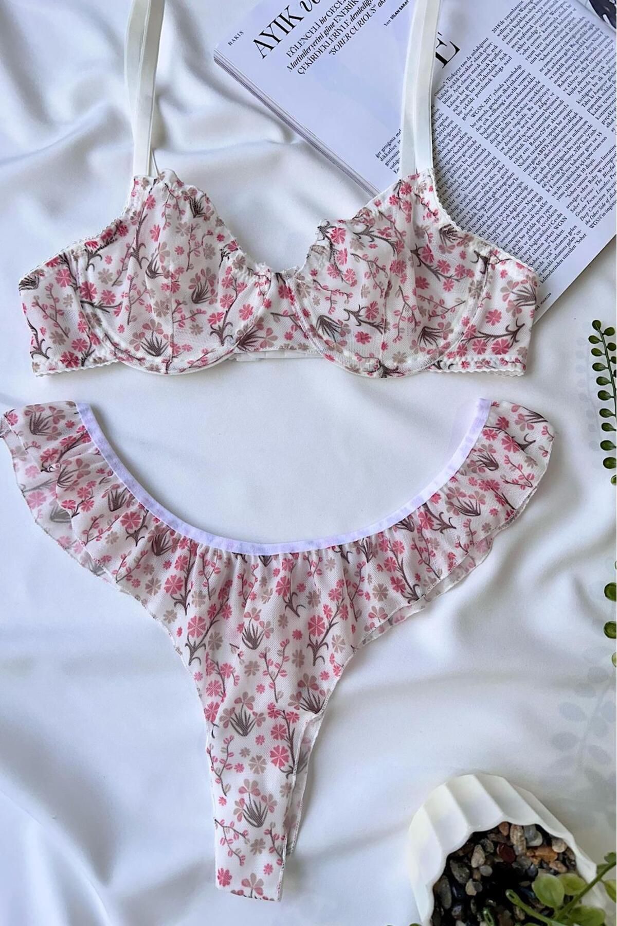 Vera Vibe Fırfırlı Çiçek Desenli Transparan Tül Romantik Bralet Sütyen ve Tanga Takımı