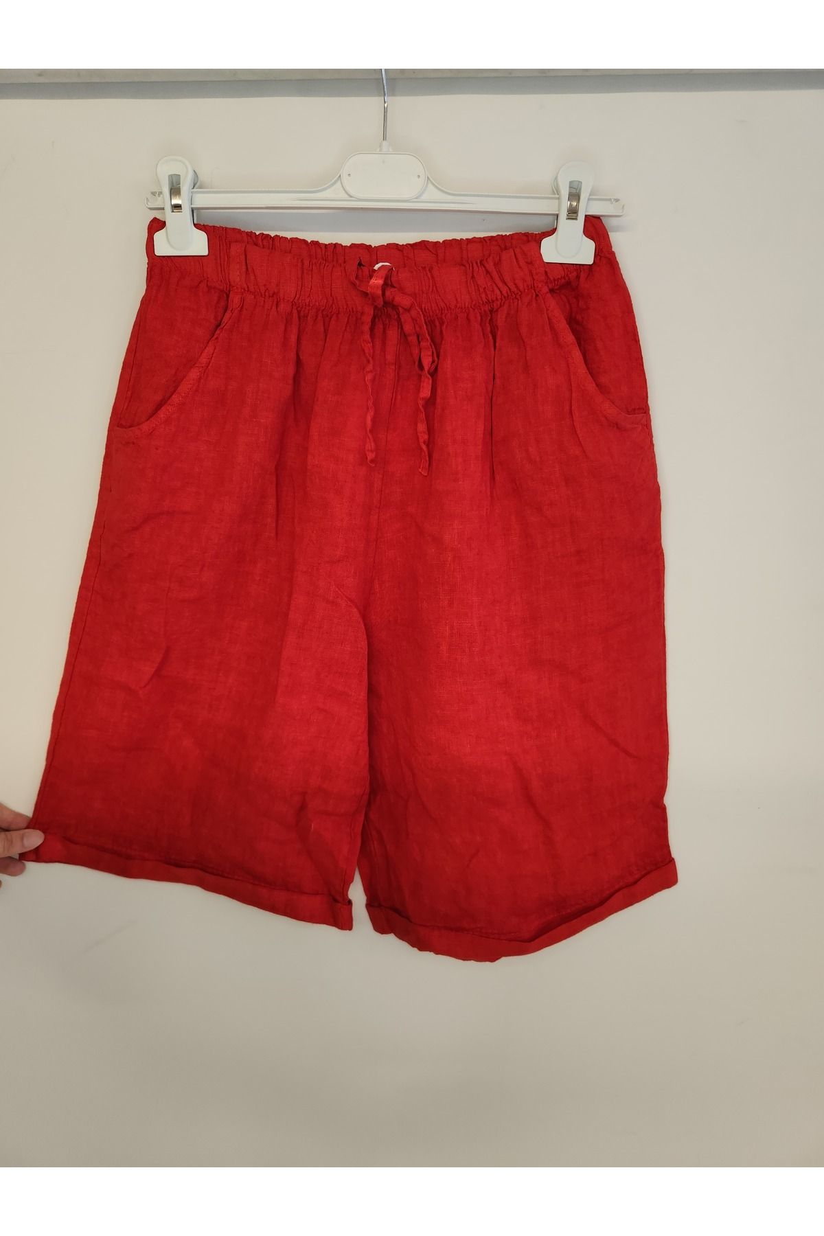 Luisido Kadın Kırmızı İtalyan Beli Lastikli Bol Paça Uzun Keten Şort