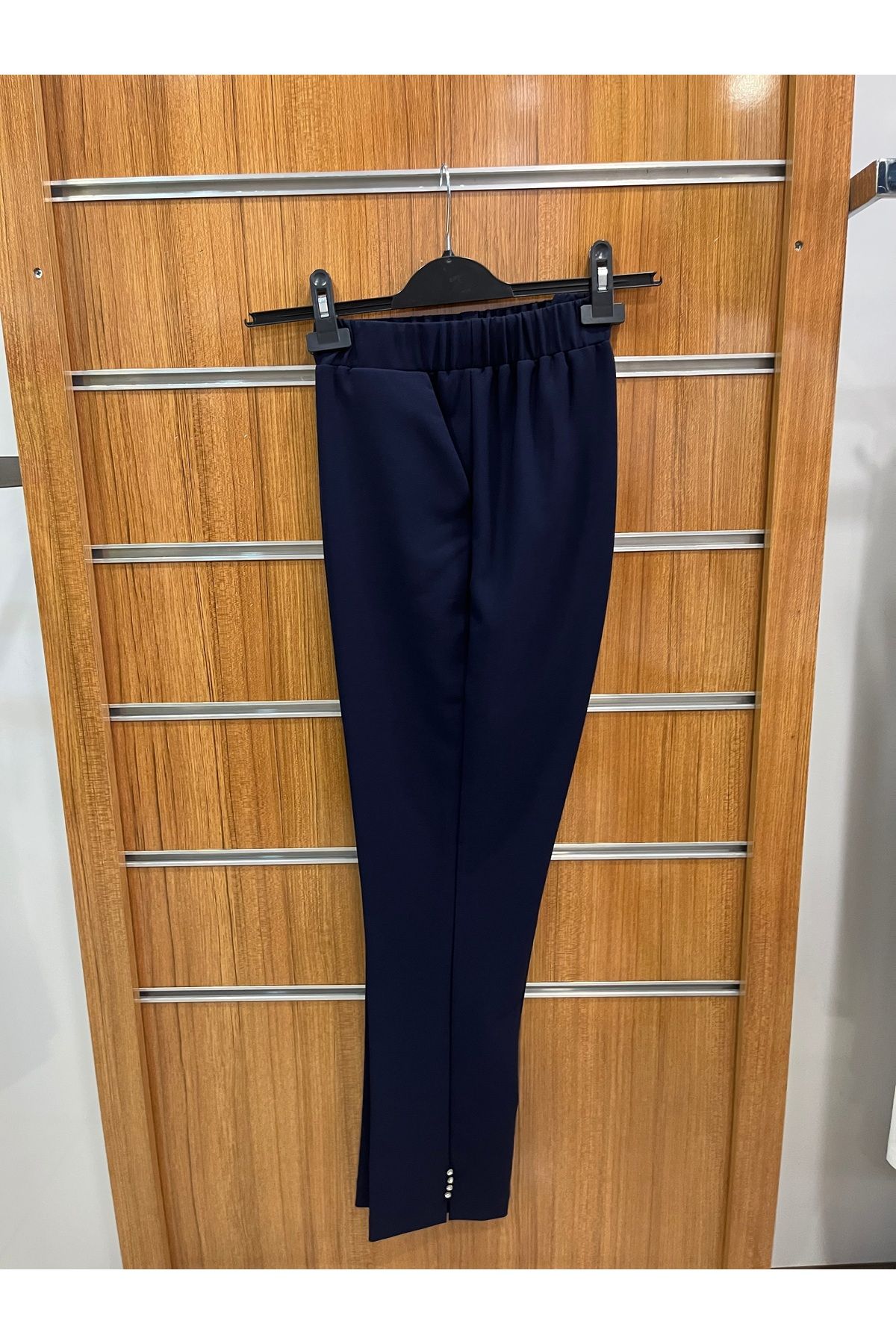 PEKŞEN COLLECTİON BEYOĞLU TAŞLI PANTOLON