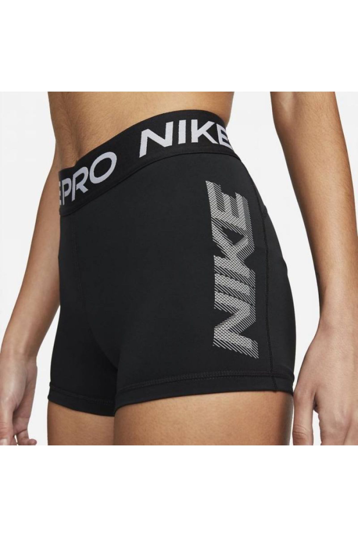 Nike Pro Dri-Fit Trim Graphic 8 cm Training Kadın Şort