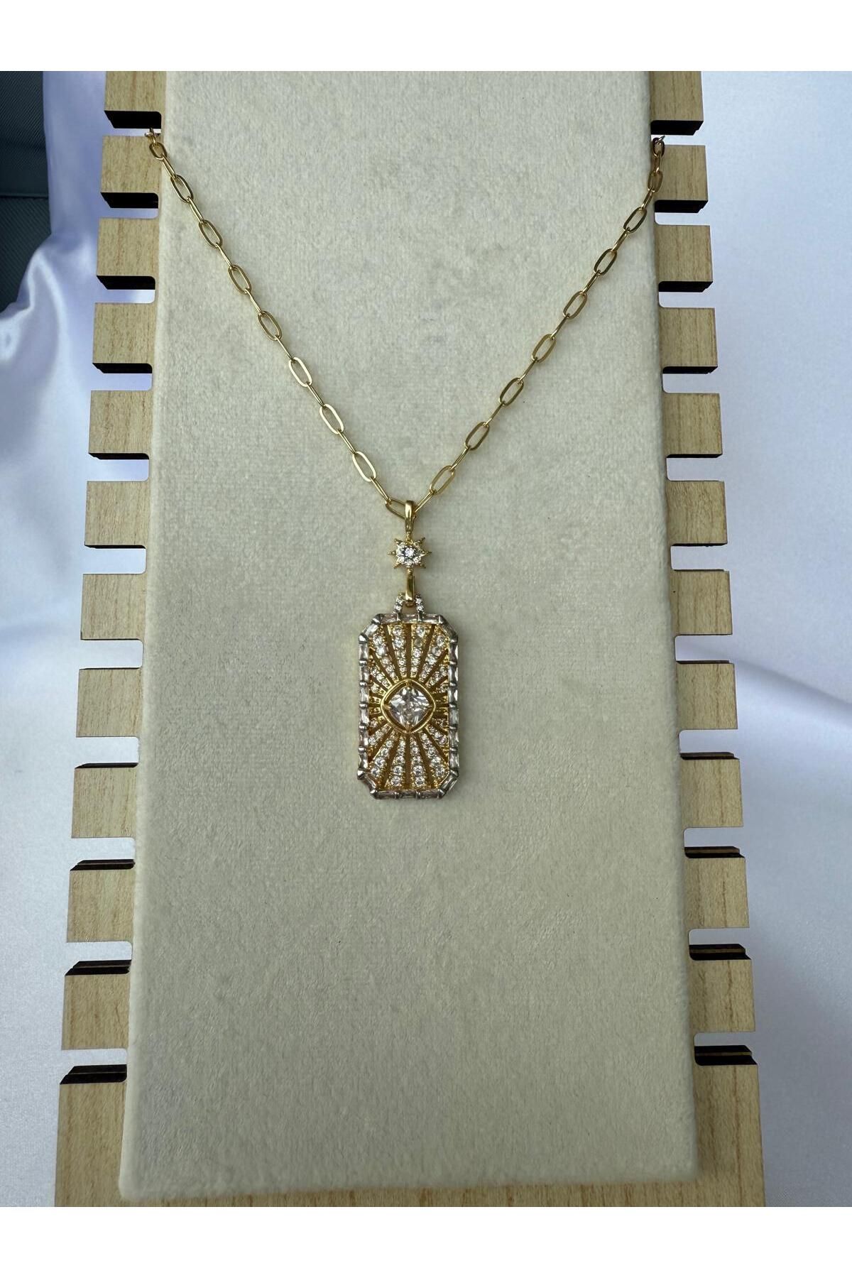 ennRey Zirkon Taşlı Gold Kolye