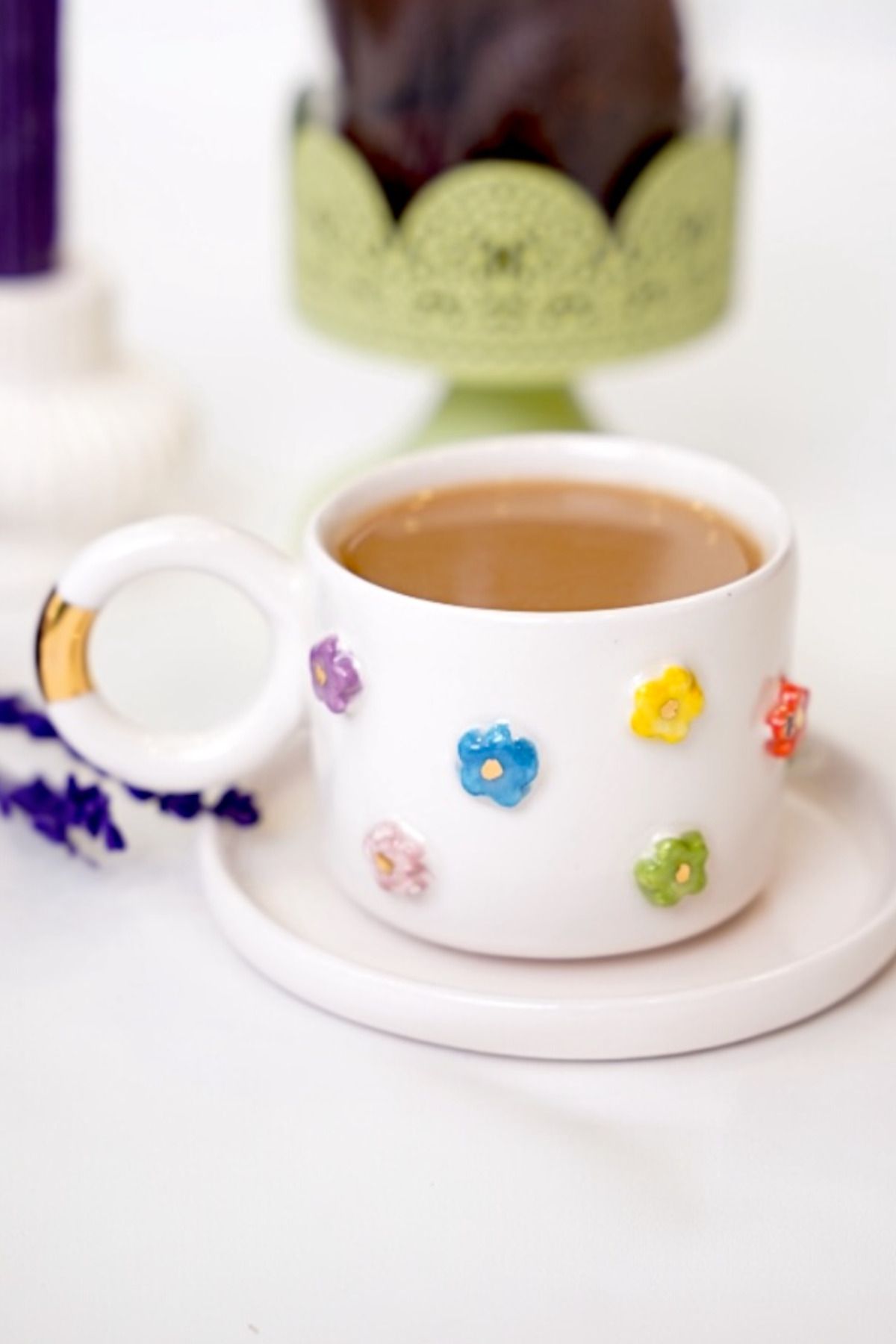 EL YAPIMI Rengarenk Çiçek Temalı 24K Altın Süslemeli Seramik Mug