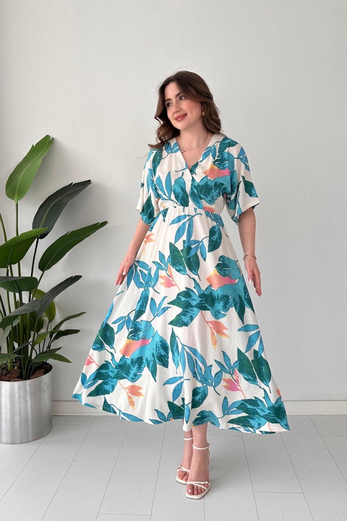 MaziButik Yaprak Gofre Elbise Yeşil