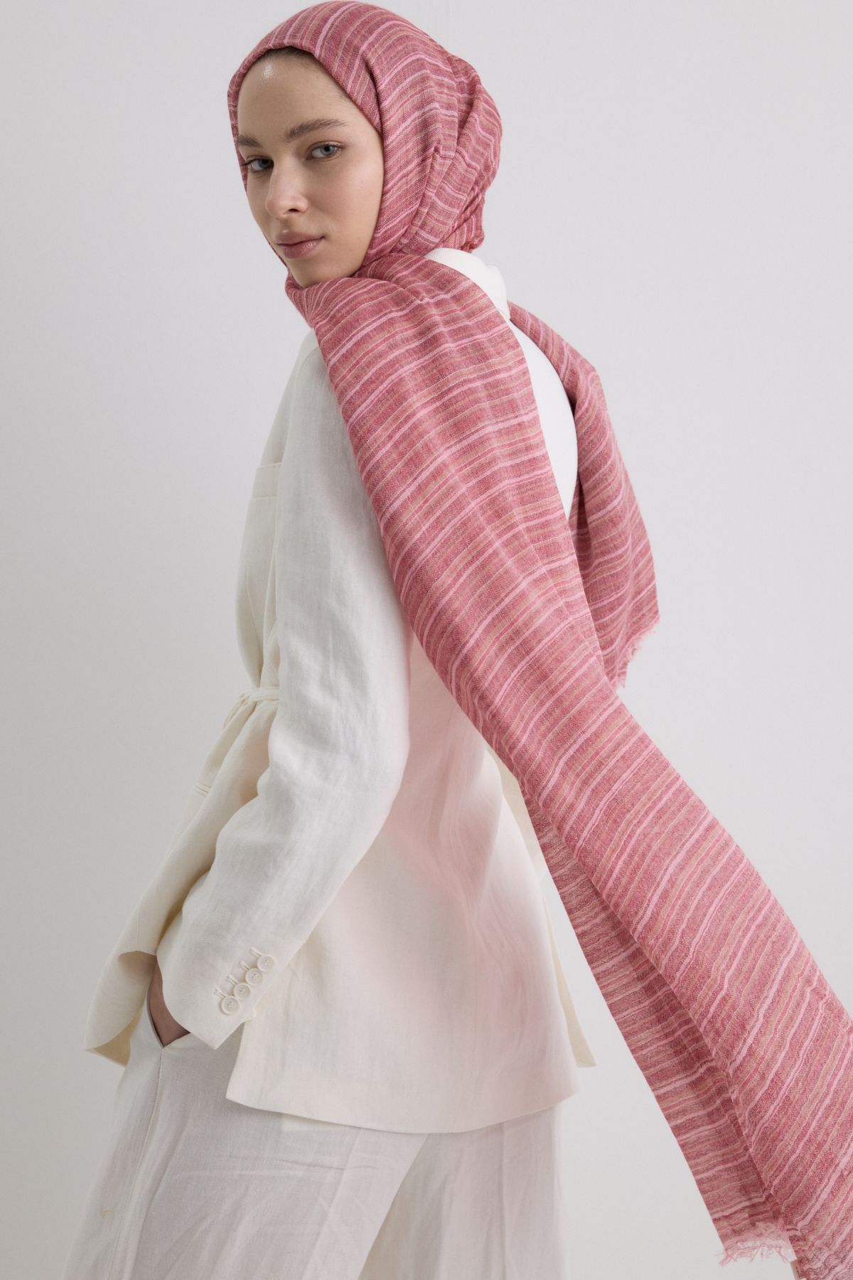 FENZA SCARF BABY PEMBE İNCE ÇİZGİLİ KETEN DOKULU PAMUKLU ŞAL